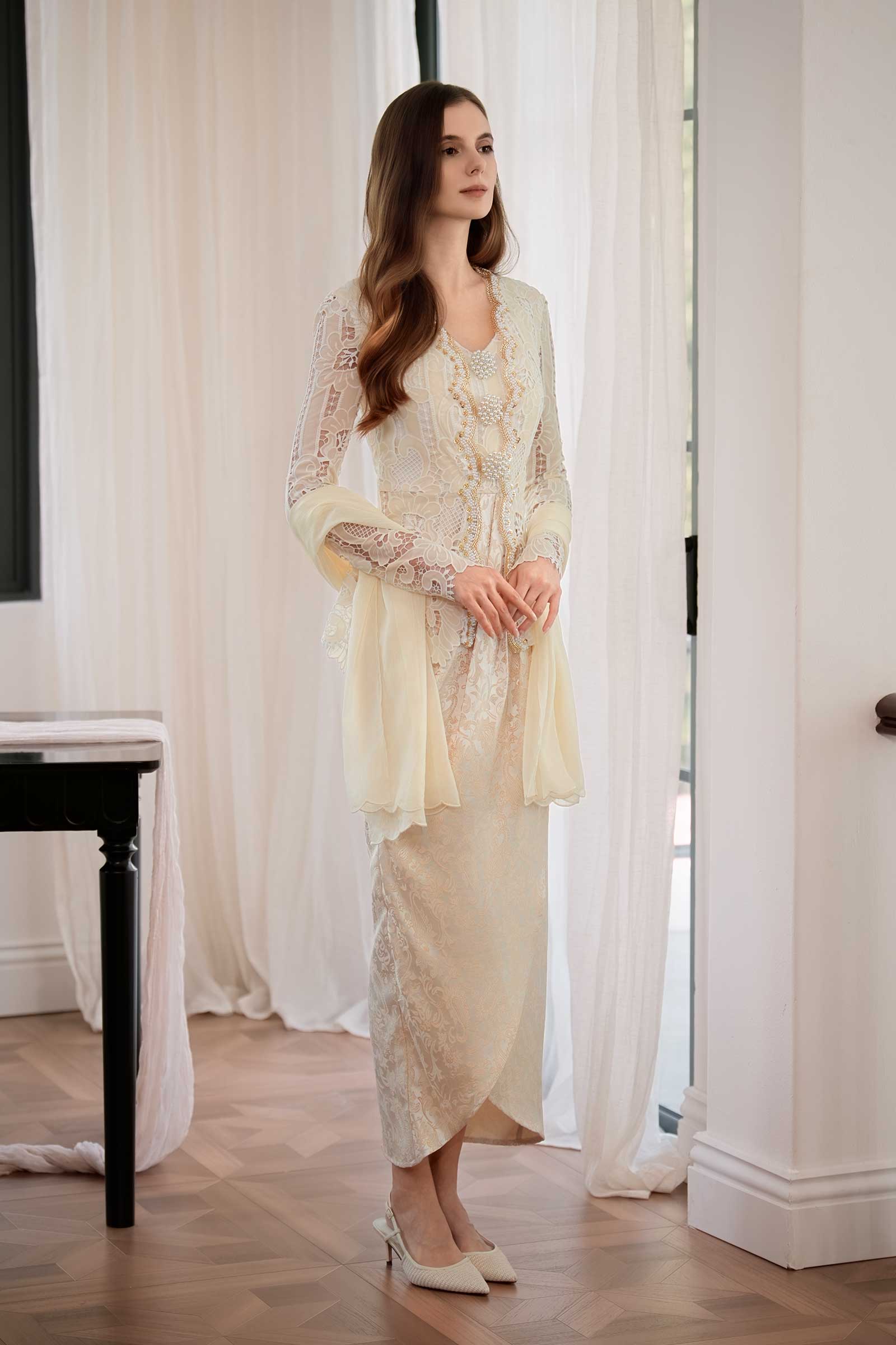 Seroja Kebaya Top (Cream) - Image 14