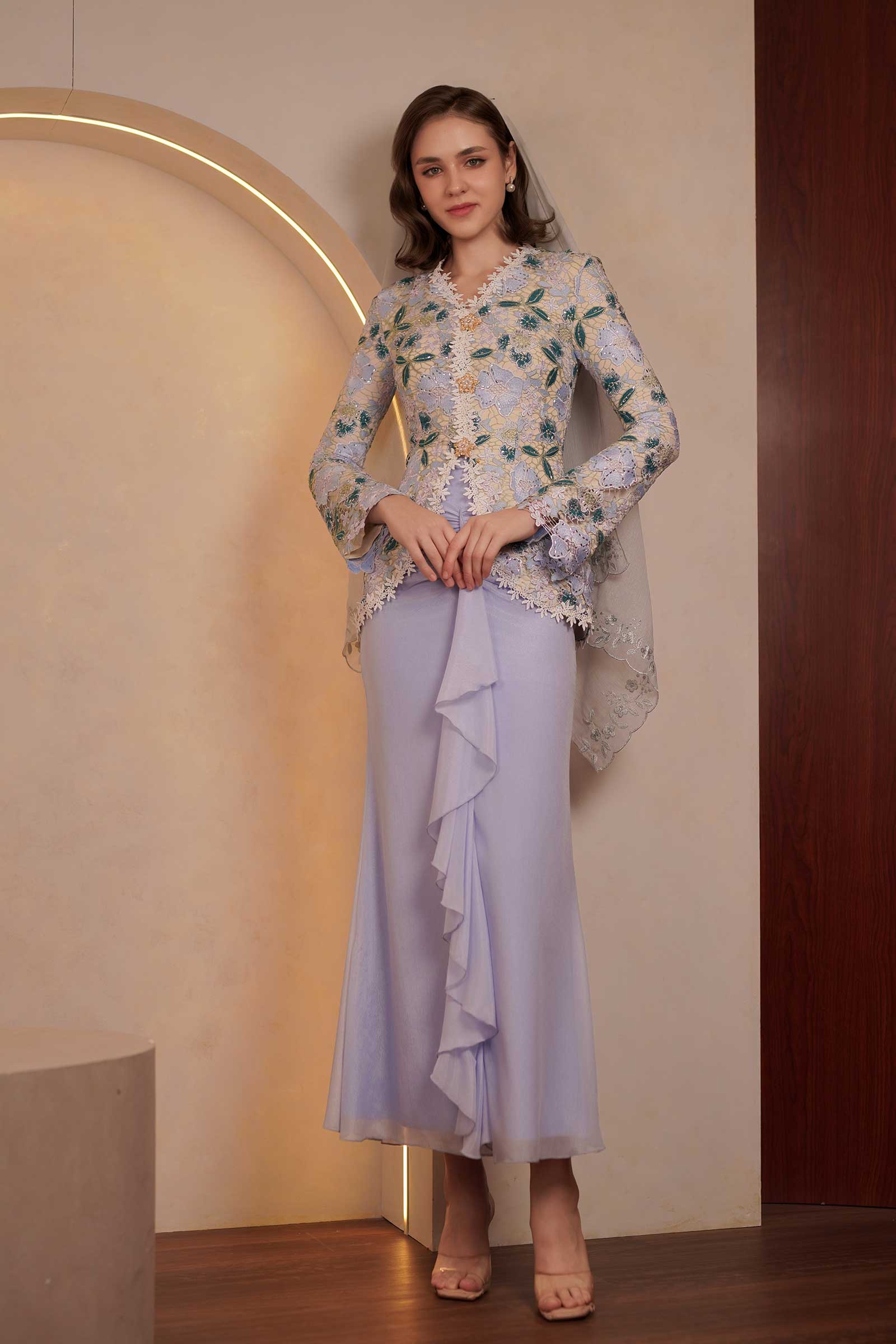 Ansia Demure Kebaya Set (Blue) - Image 4