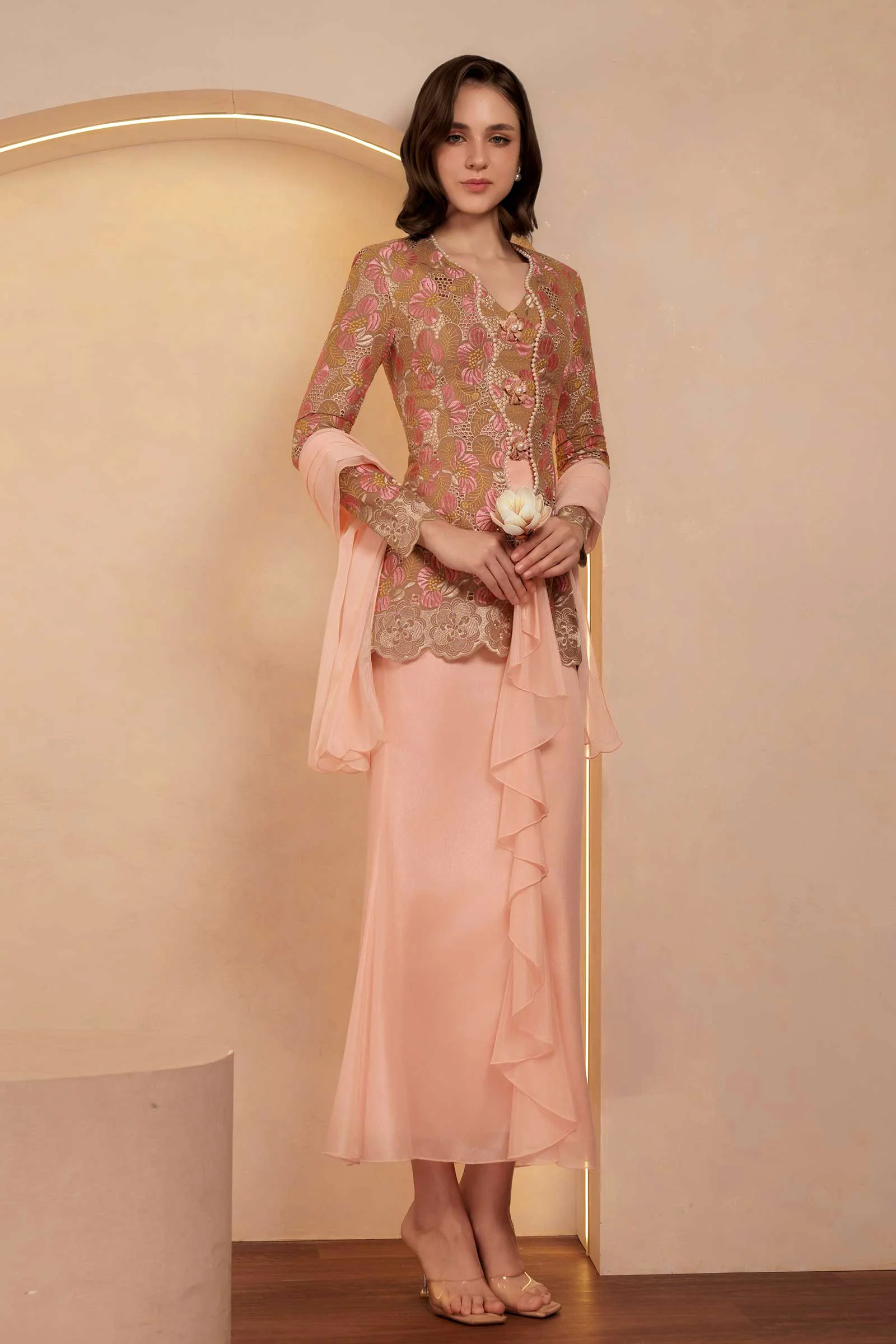 Coraline Demure Kebaya Set (Blush)