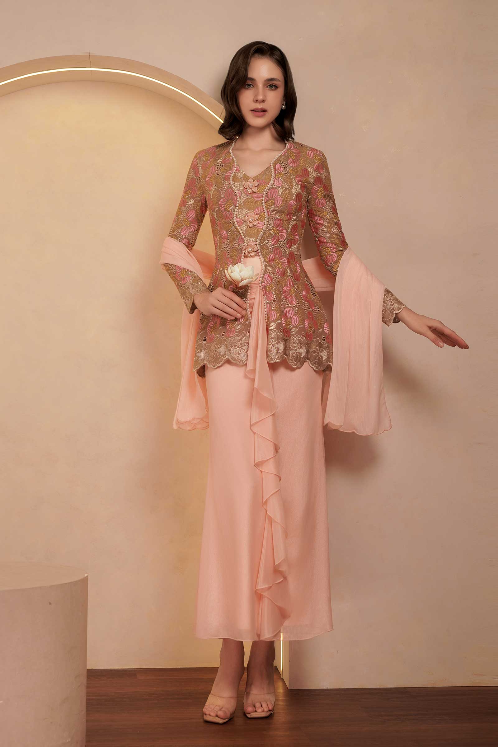 Coraline Demure Kebaya Set (Blush) - Image 12