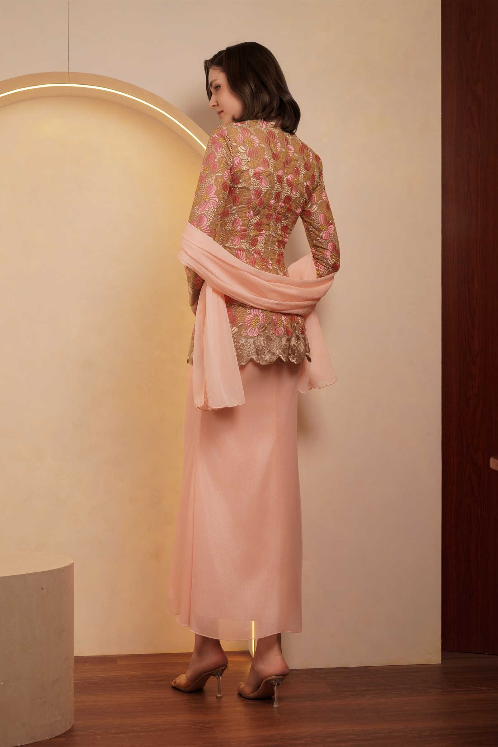 Coraline Demure Kebaya Set (Blush) - Image 4