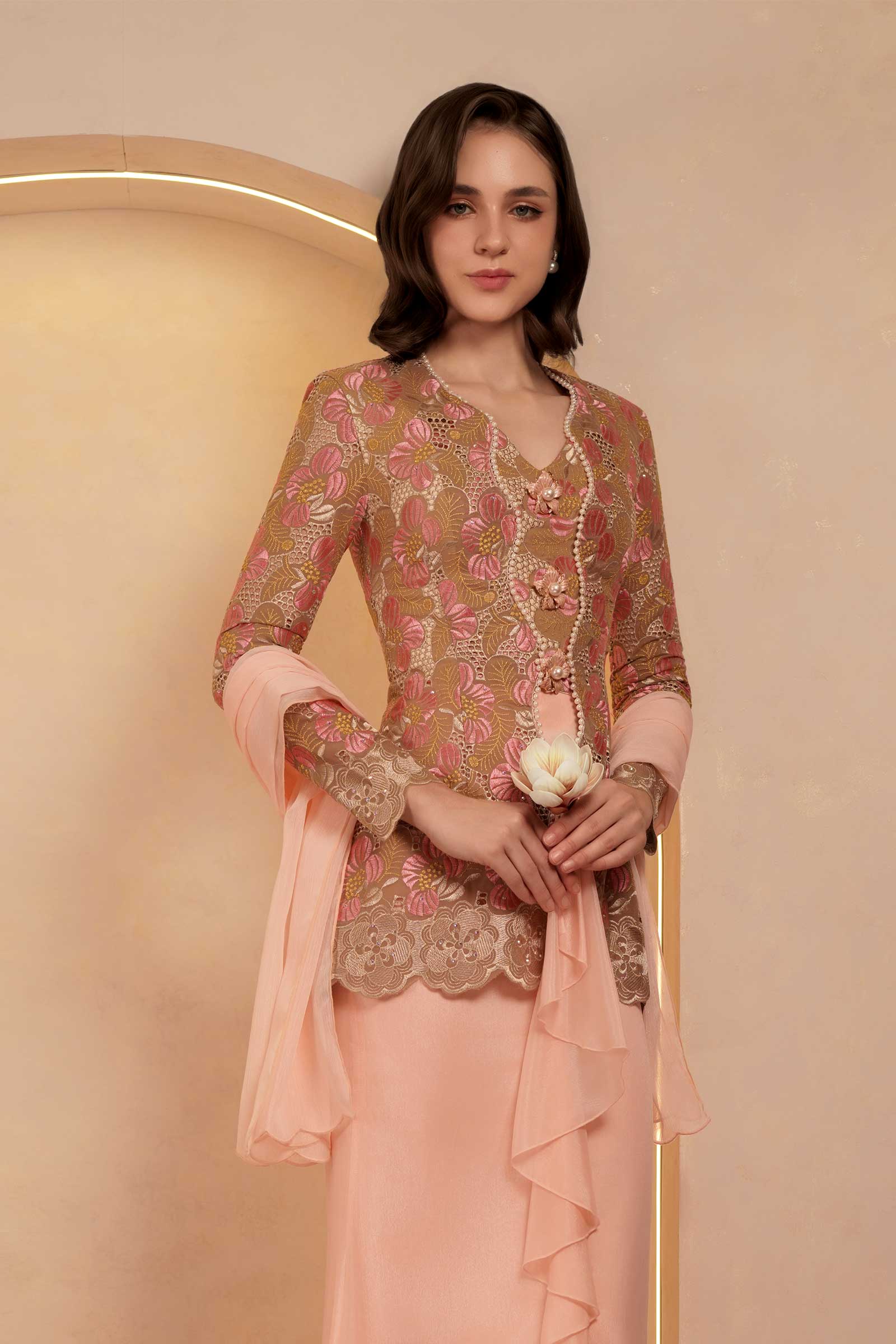 Coraline Demure Kebaya Set (Blush) - Image 9