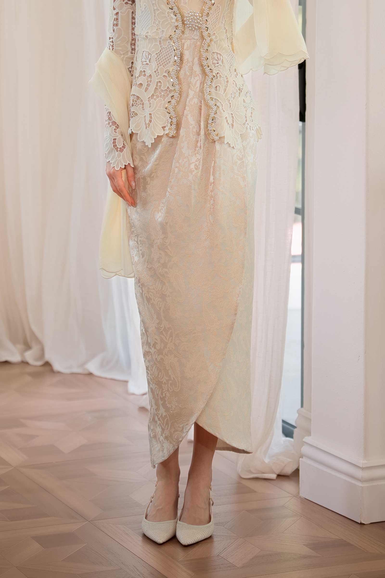 Seroja Skirt (Gold) - Image 8