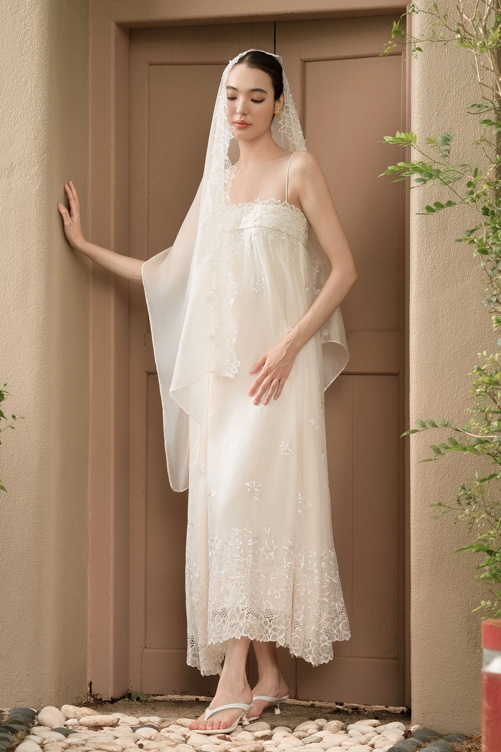 Noémie Shawls (Cream) - Image 10