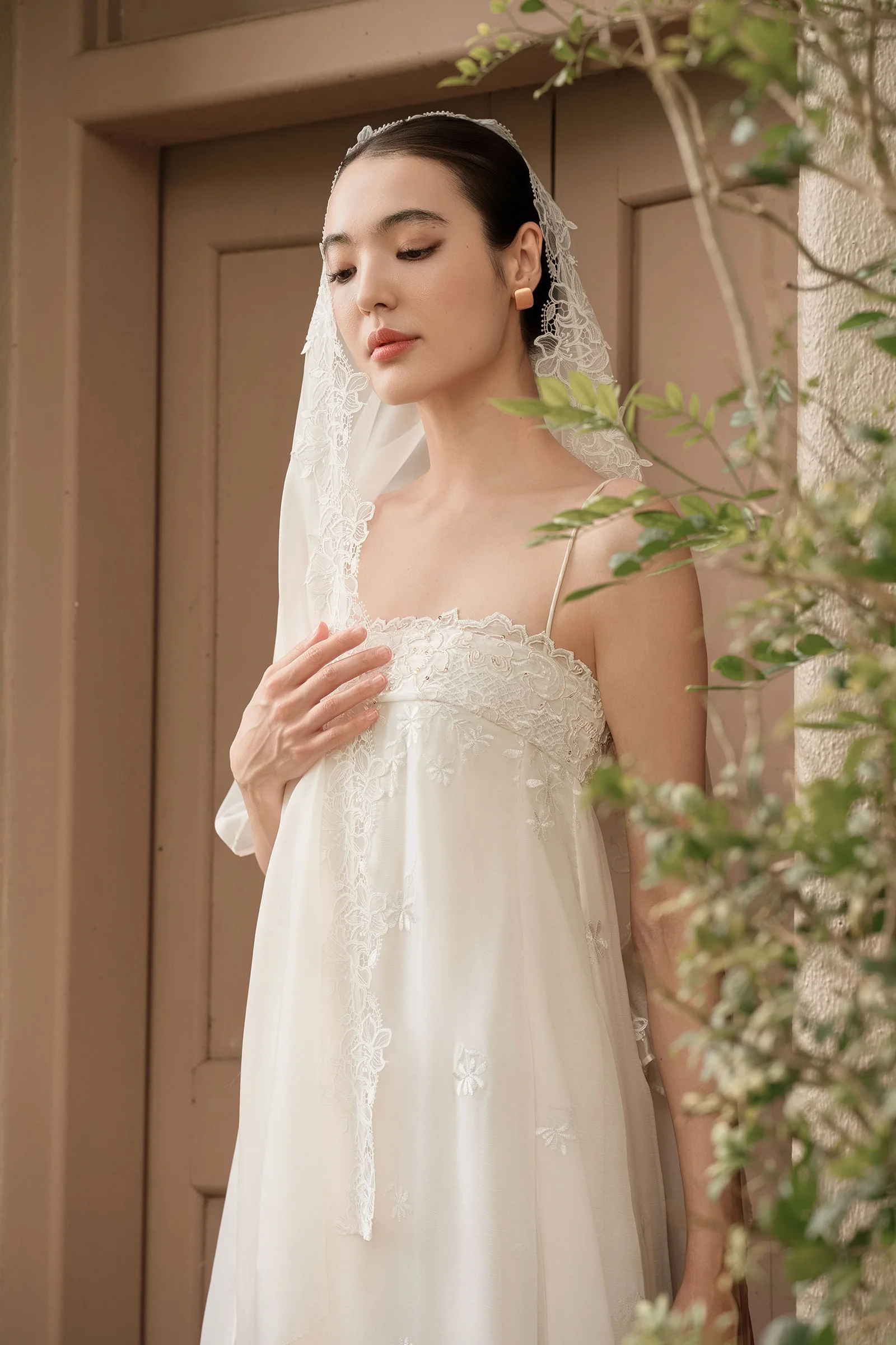 Noémie Shawls (Cream) - Image 3