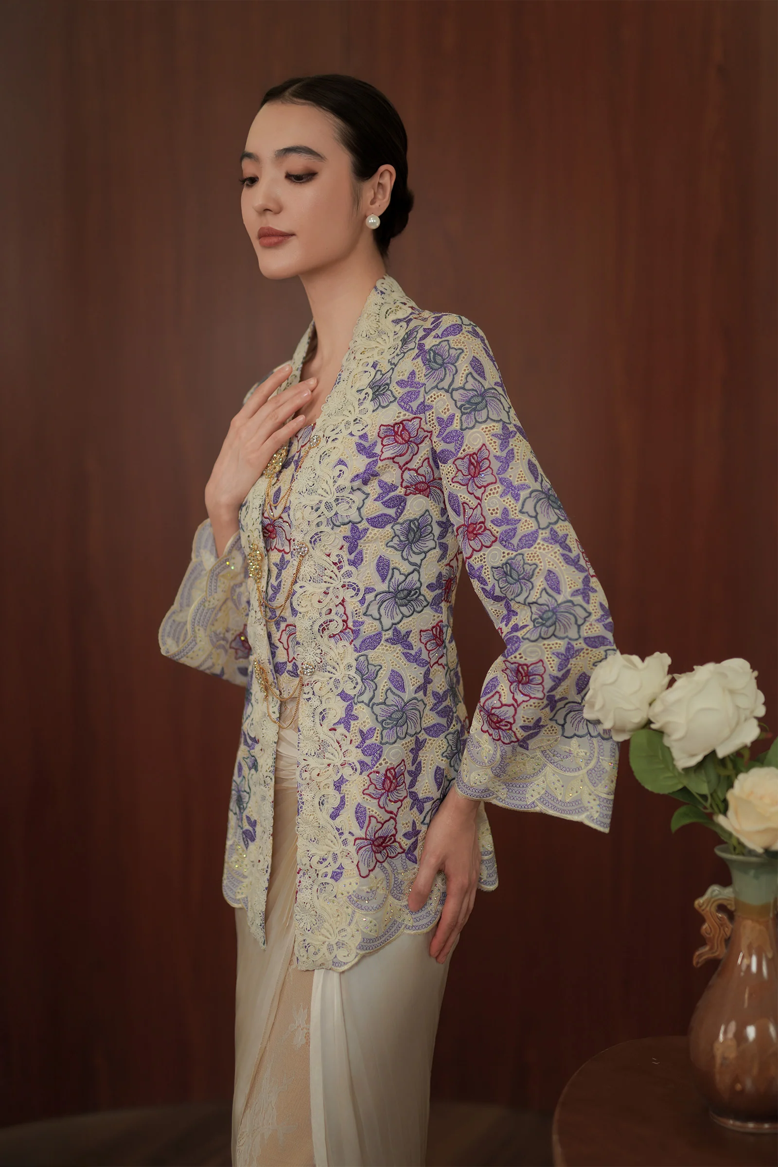 Éloise Heritage Kebaya Set - Image 7