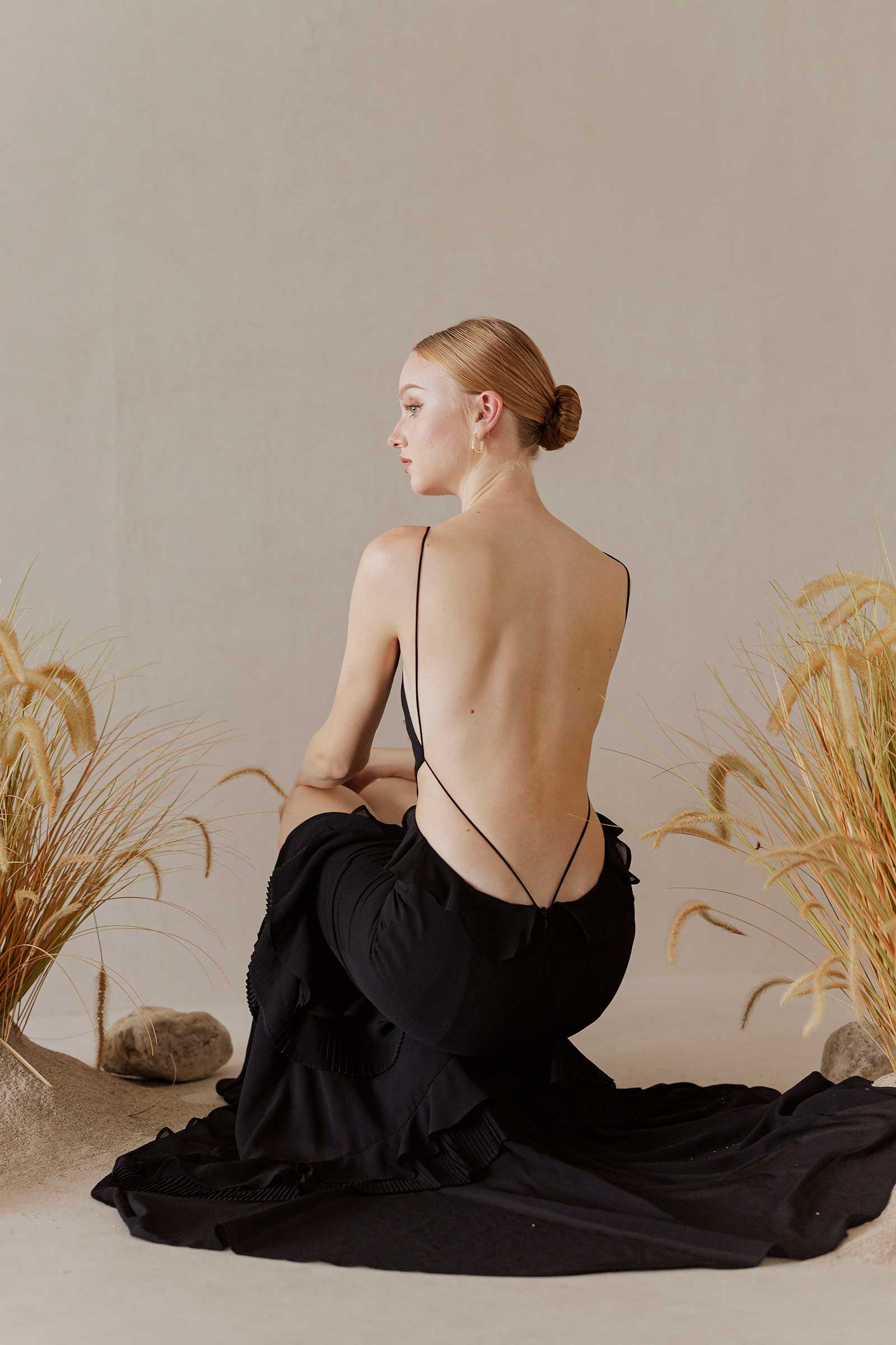 Diowe (Black) - Image 4