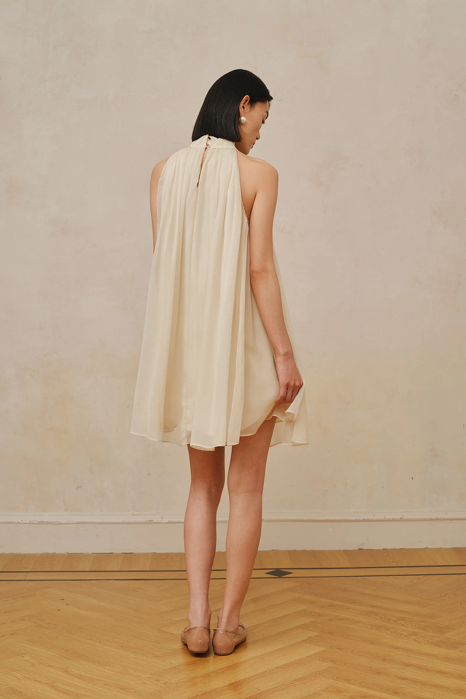 Heir Dress (Antique Beige) - Image 10