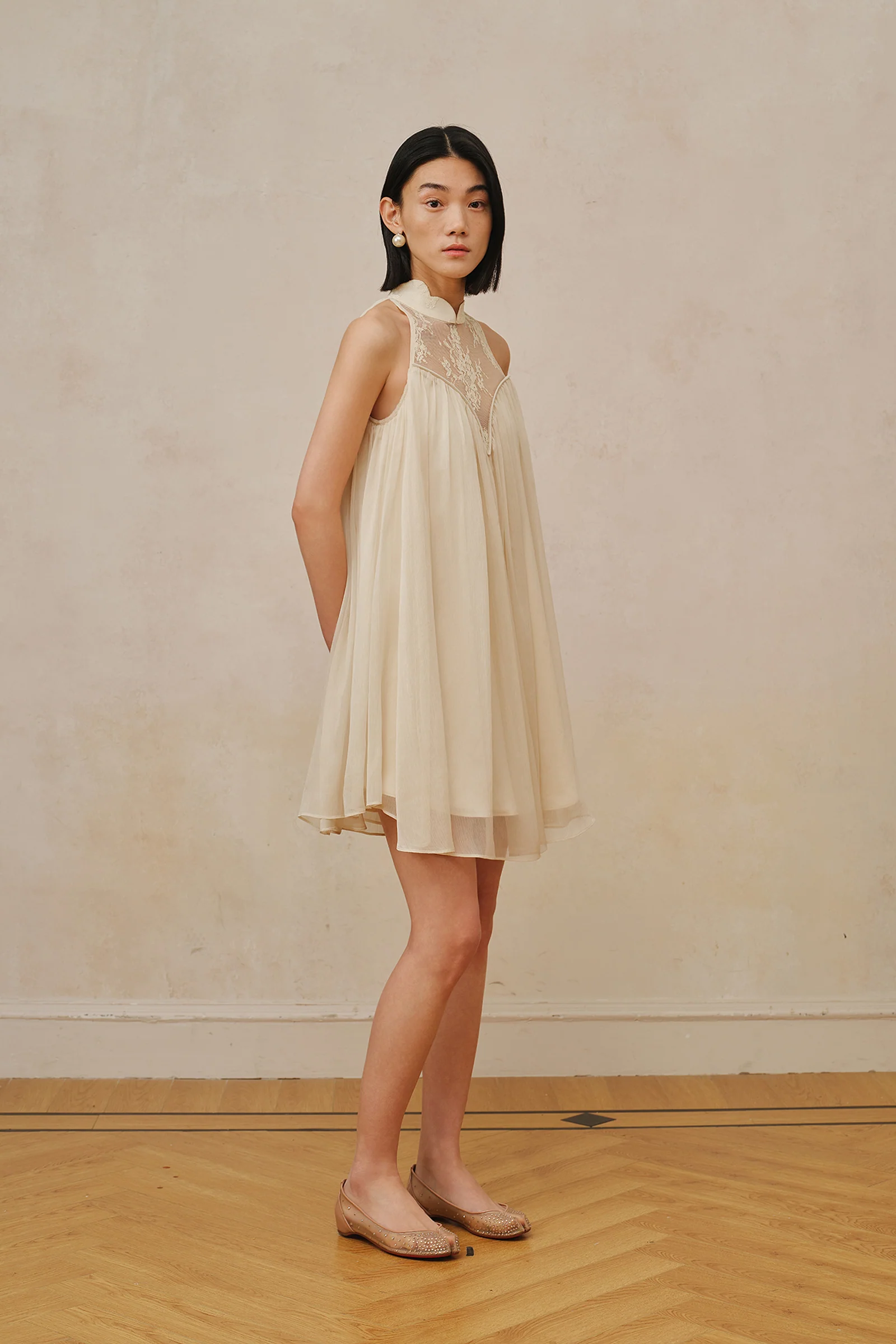 Heir Dress (Antique Beige) - Image 18