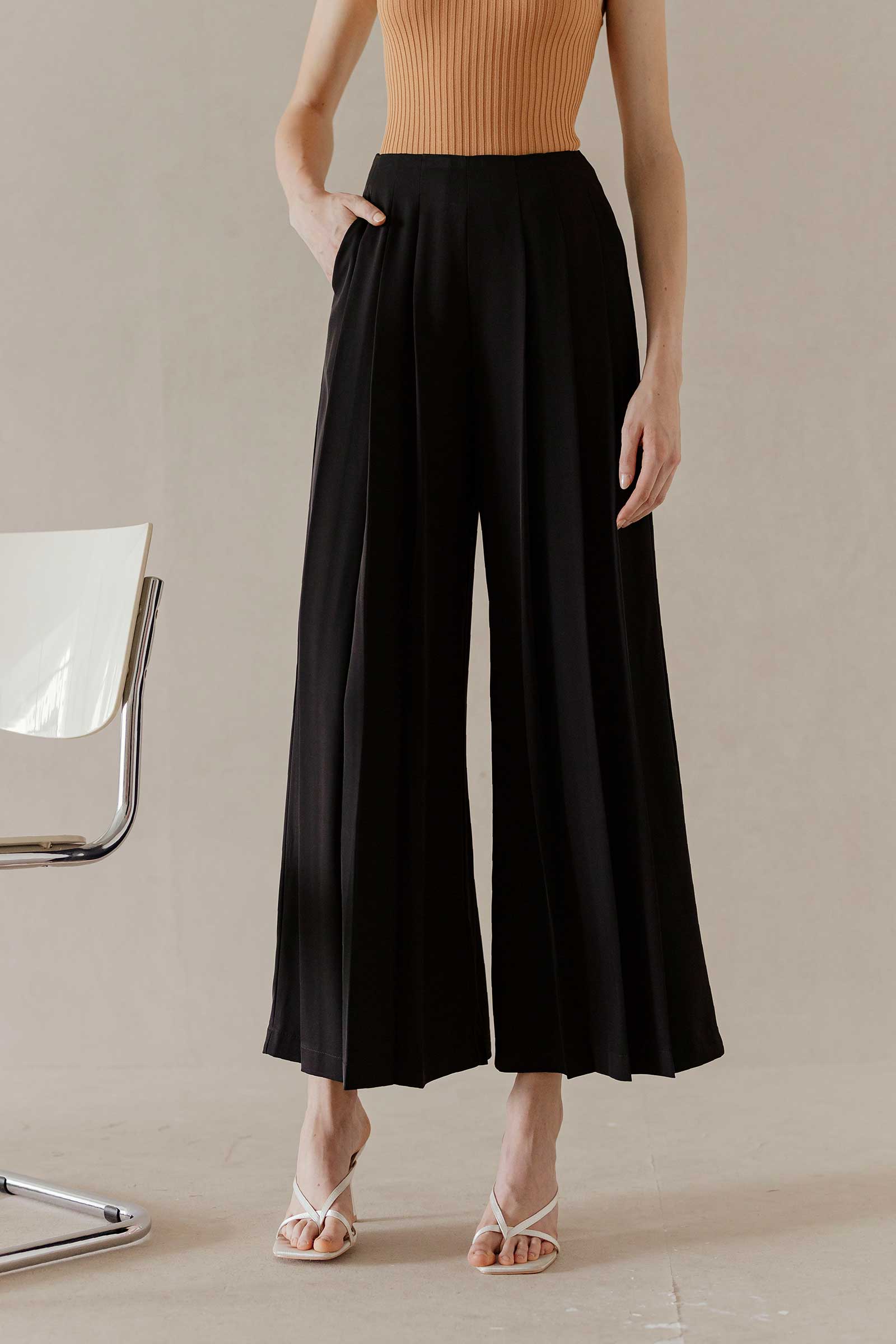 Duse Pants (Black) - Image 4