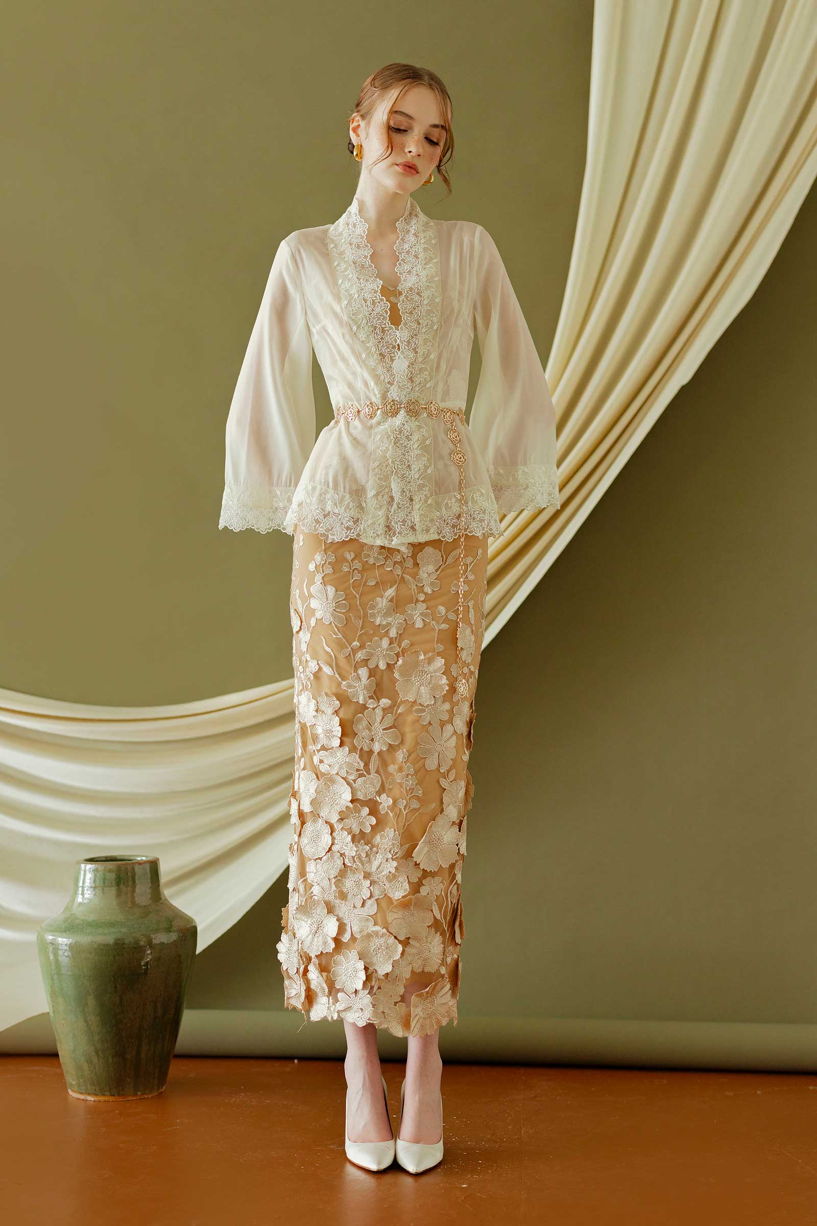 Ratu Kebaya Set - Image 12