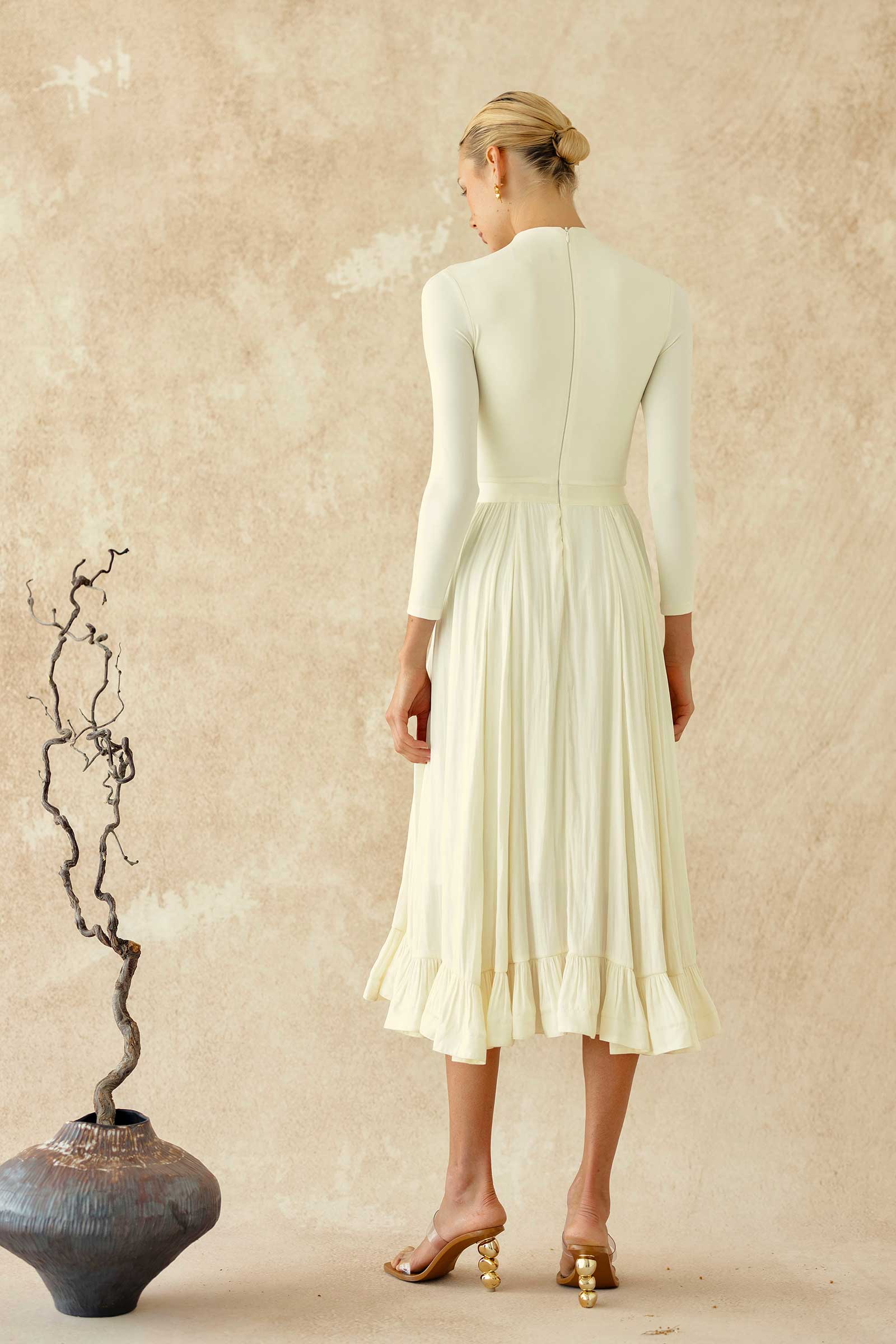 Dulle (Milky White) - Image 4