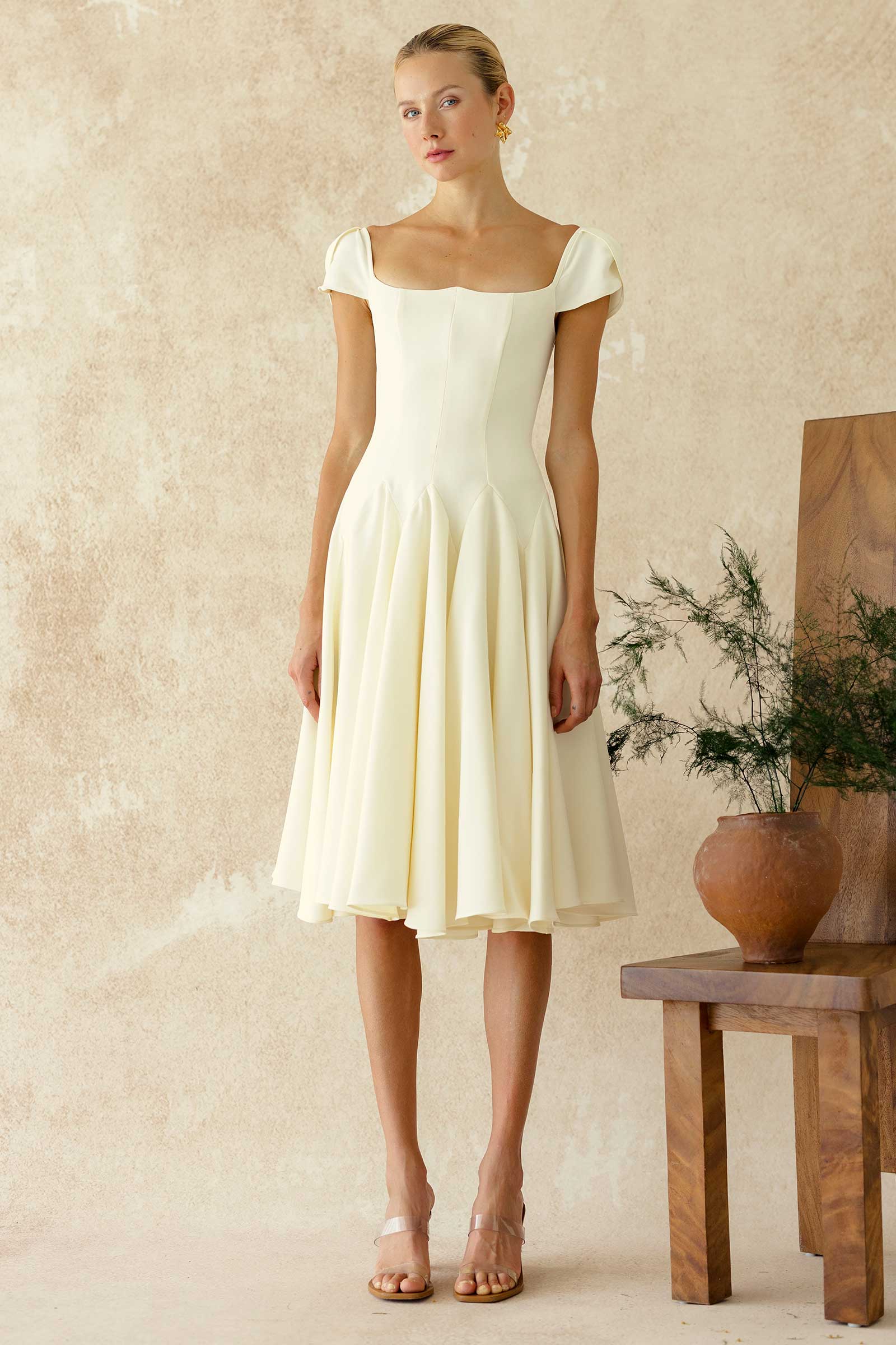 Duci (White) - Image 12
