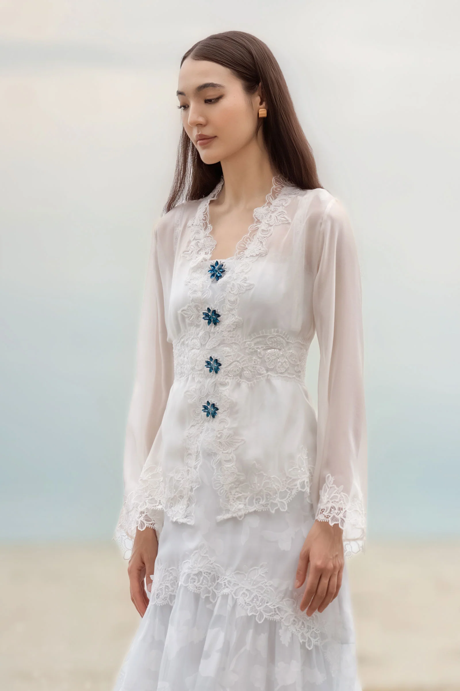Lumiere Kebaya Top (White)