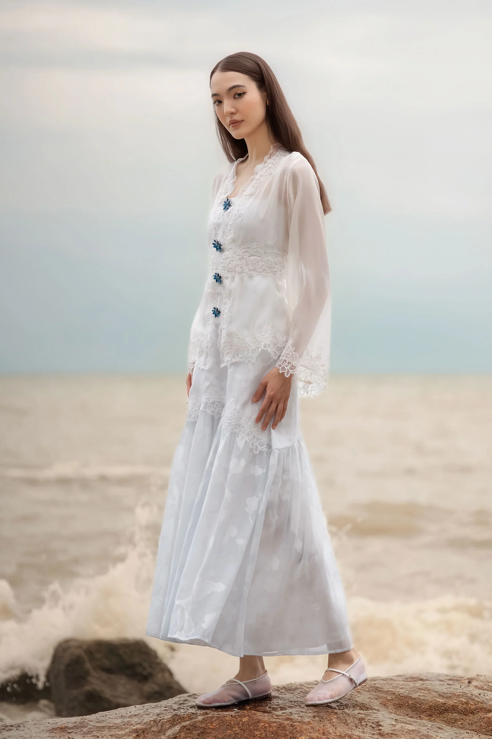 Lumiere Kebaya Top (White) - Image 6