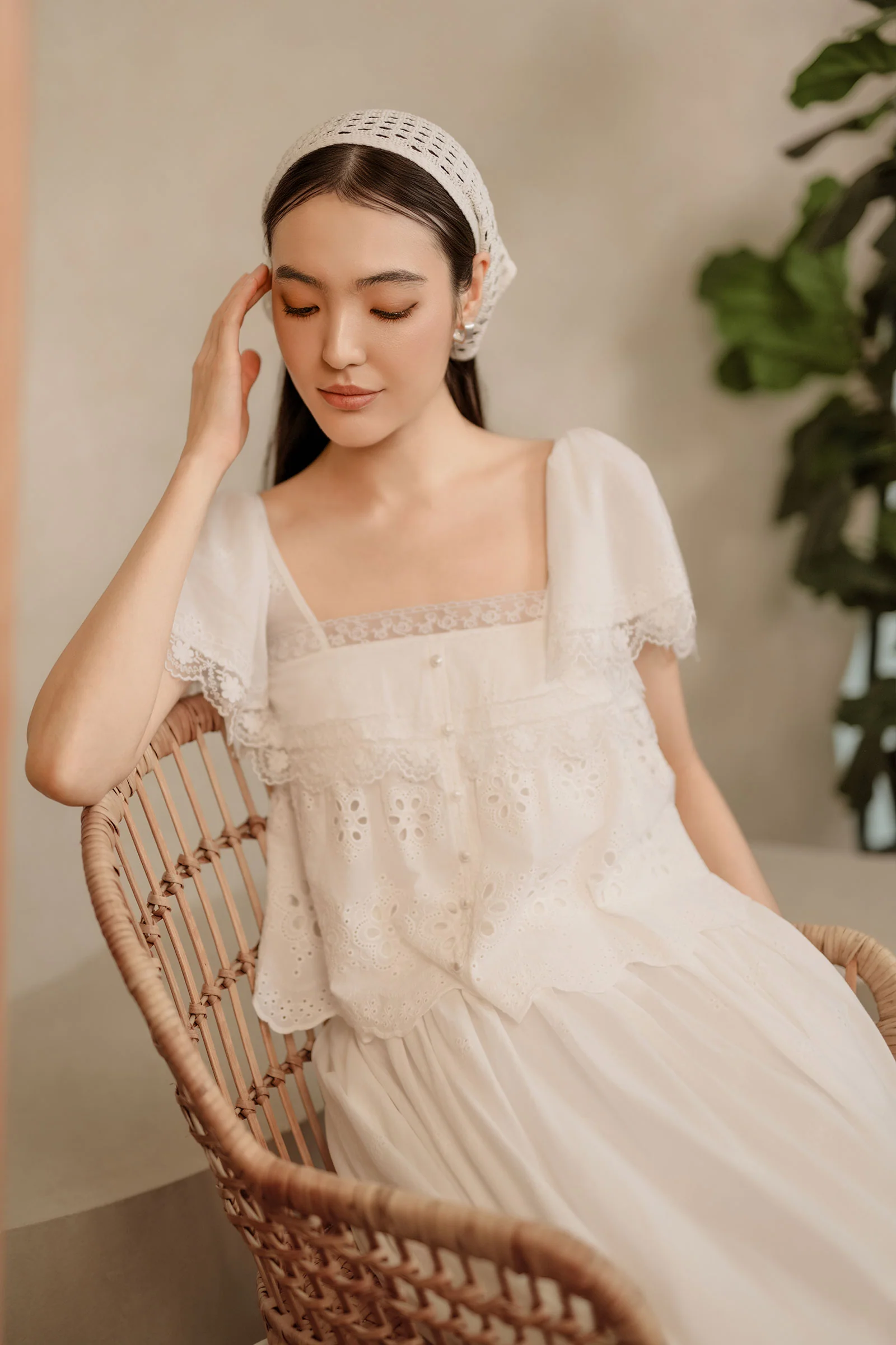 Solène Broderie Top (White) - Image 11