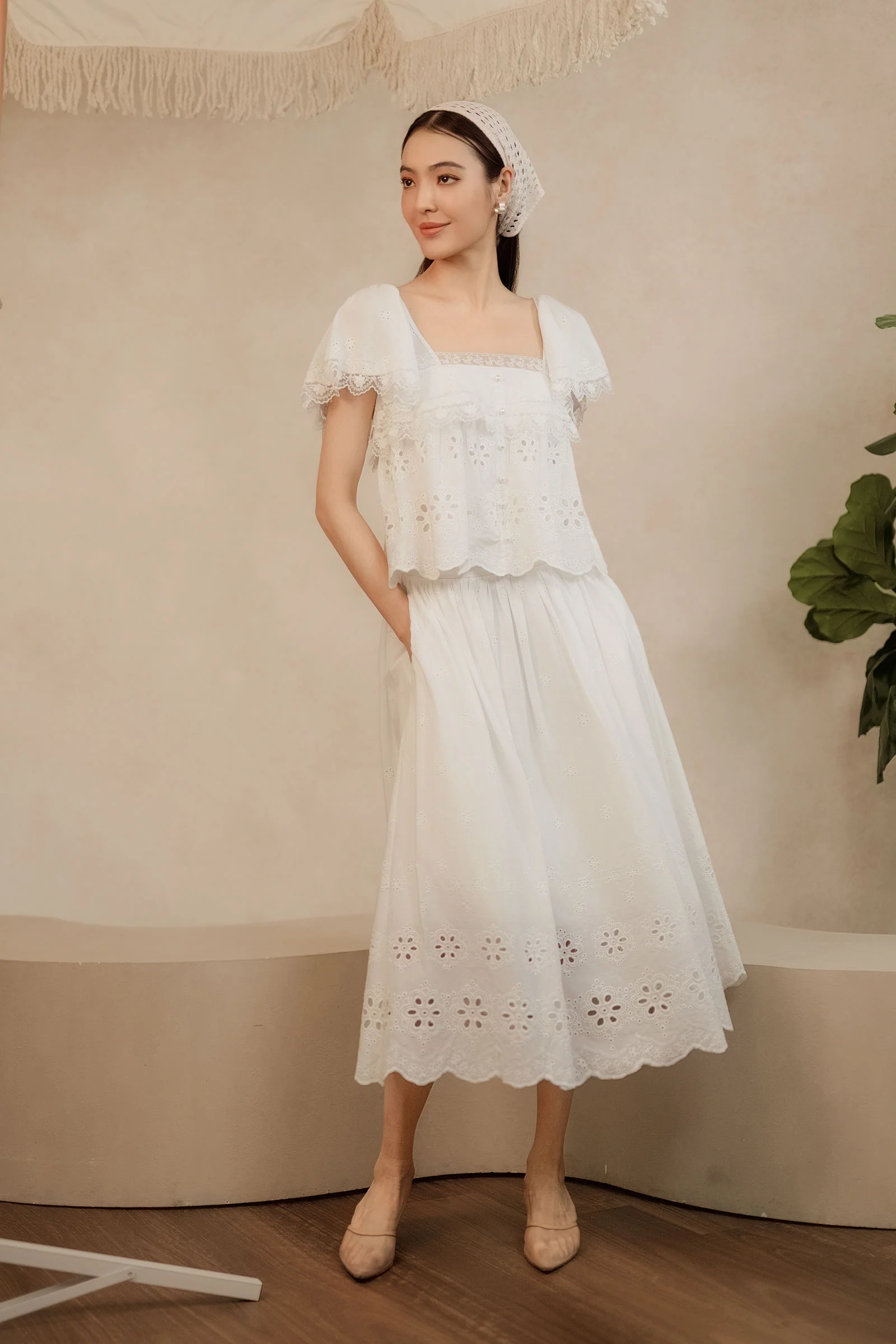 Solène Broderie Top (White) - Image 16