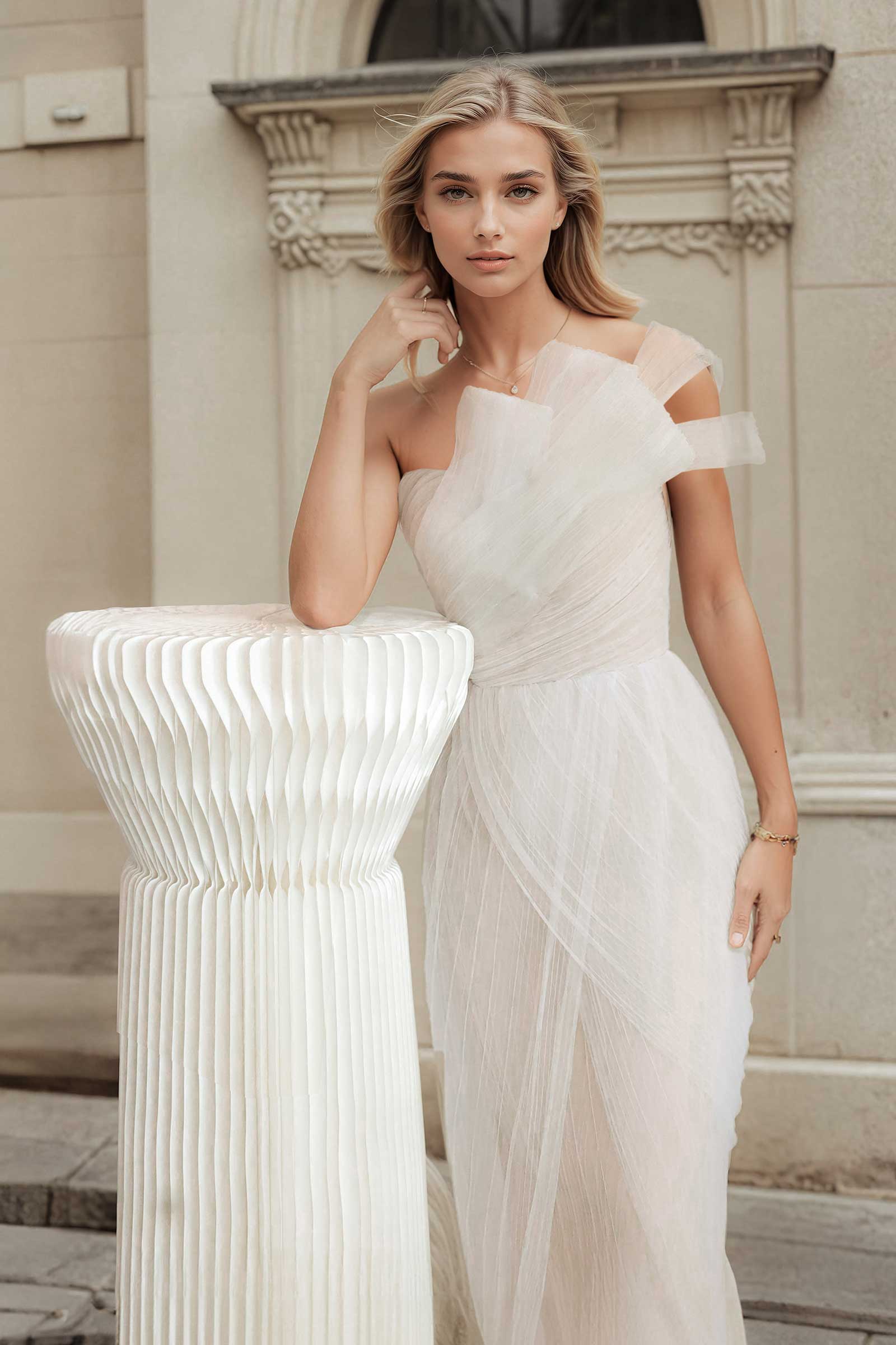 Duelle Gown (White) - Image 2