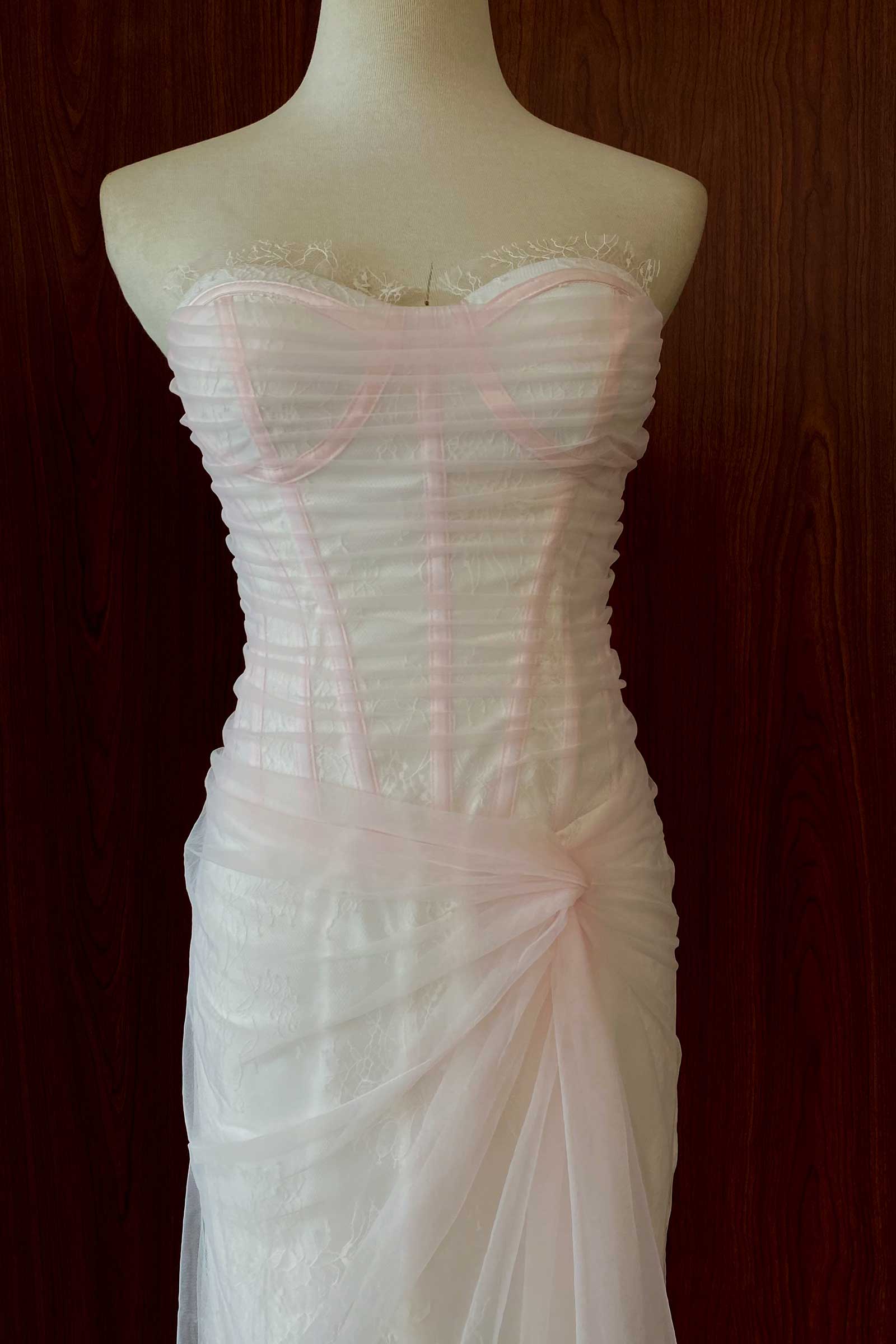 Diasiz Gown (Light Pink) - Image 13