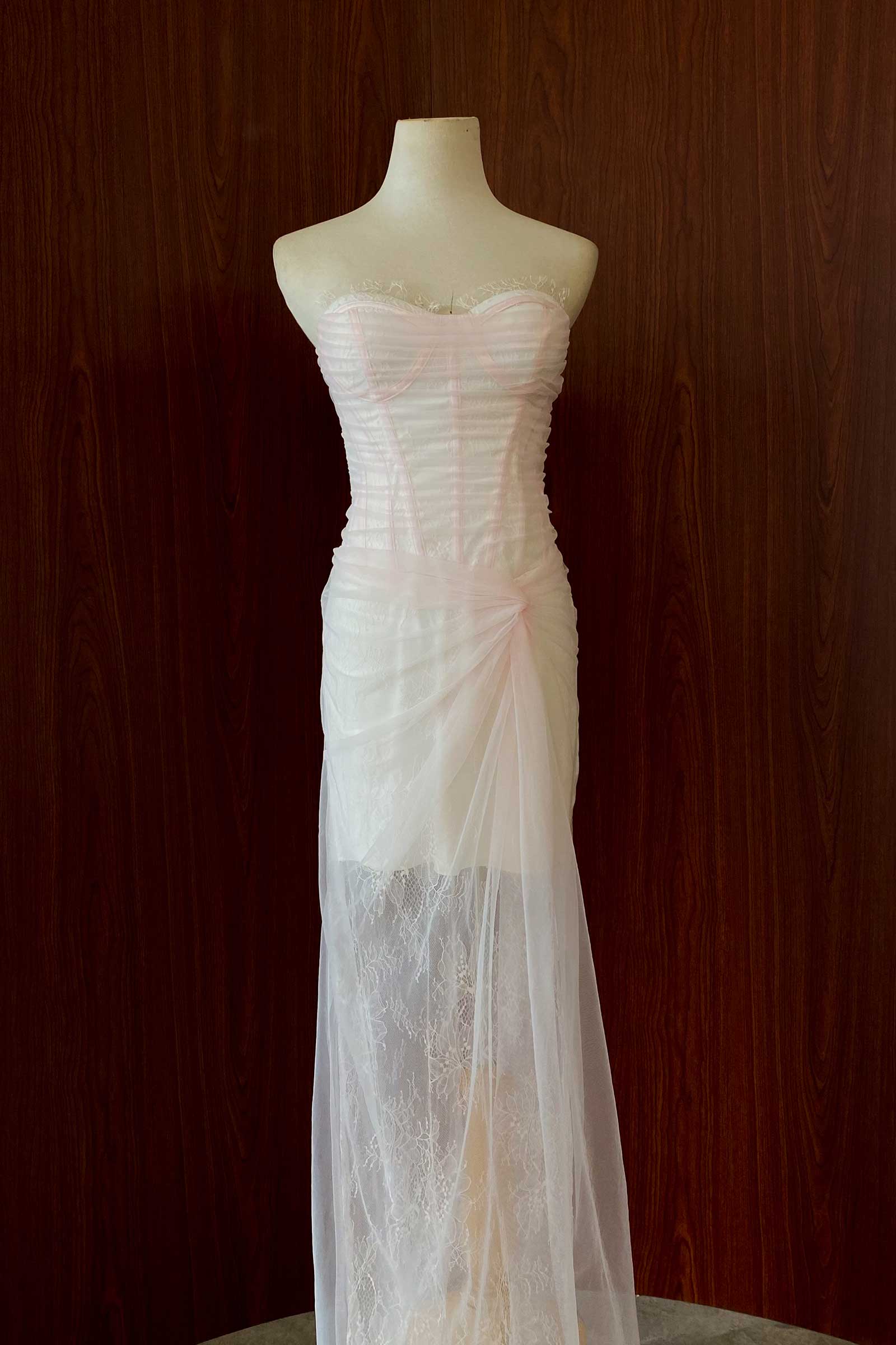 Diasiz Gown (Light Pink) - Image 17