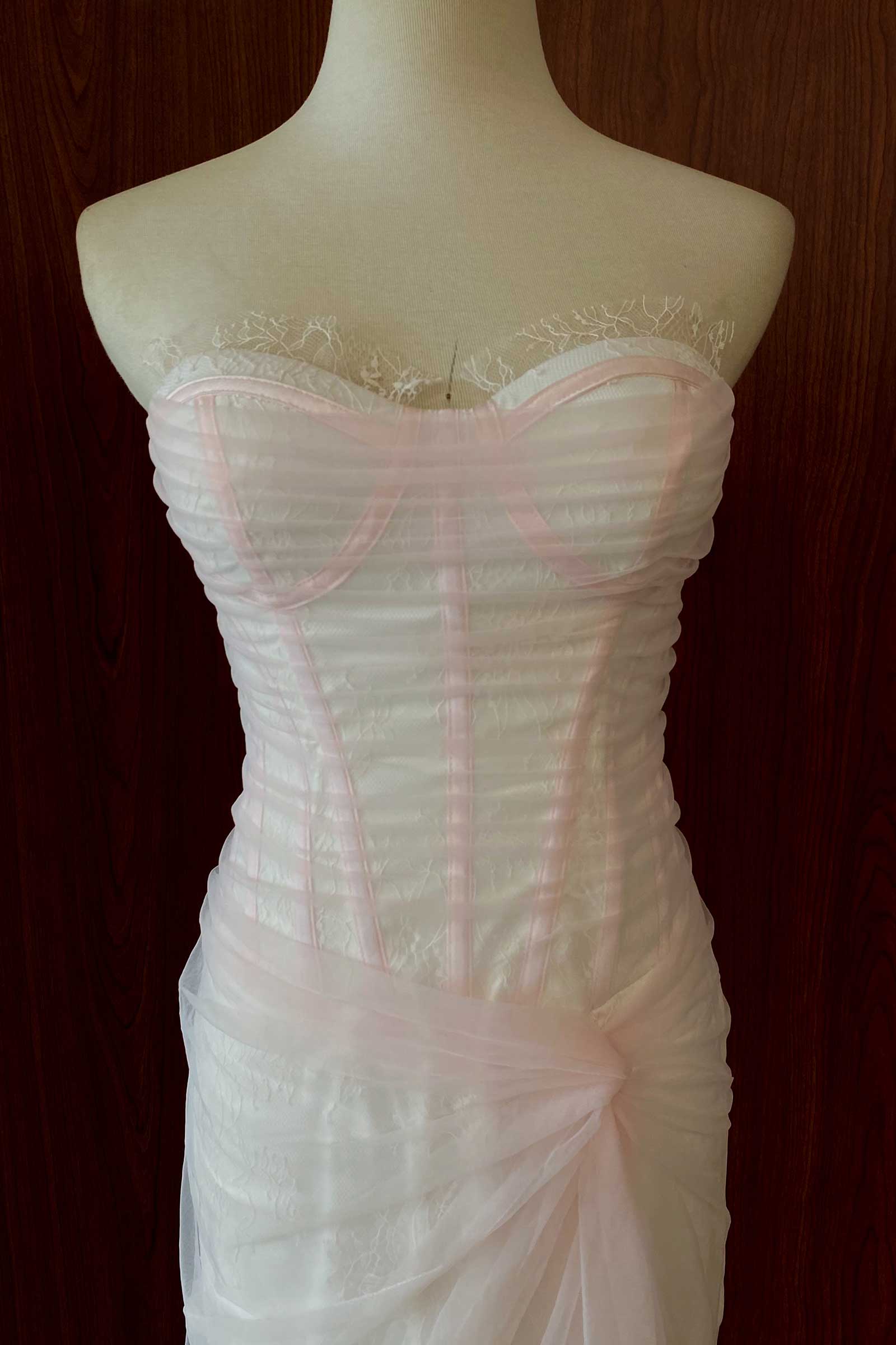 Diasiz Gown (Light Pink) - Image 18