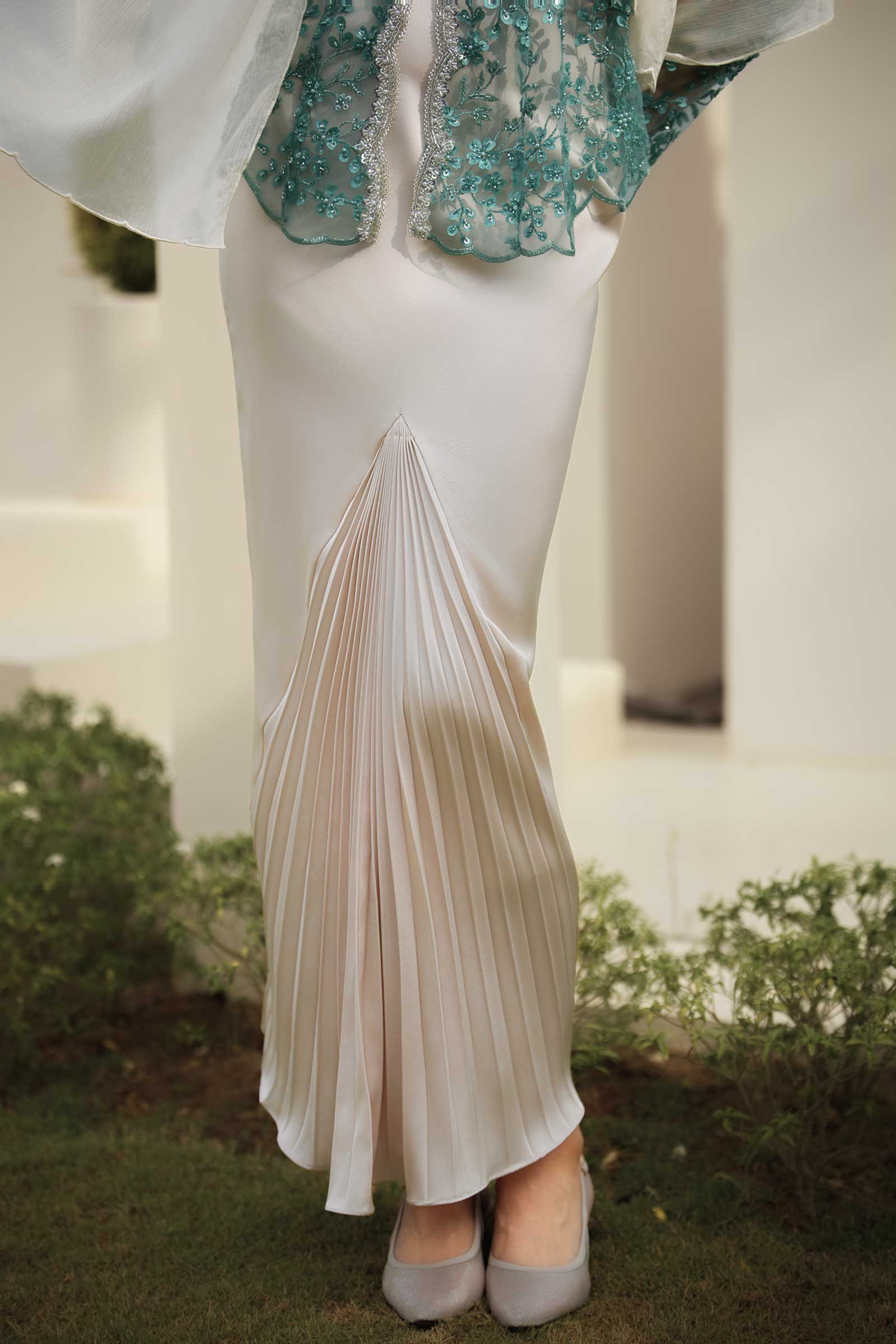Zamrud Skirt (Champagne) - Image 12