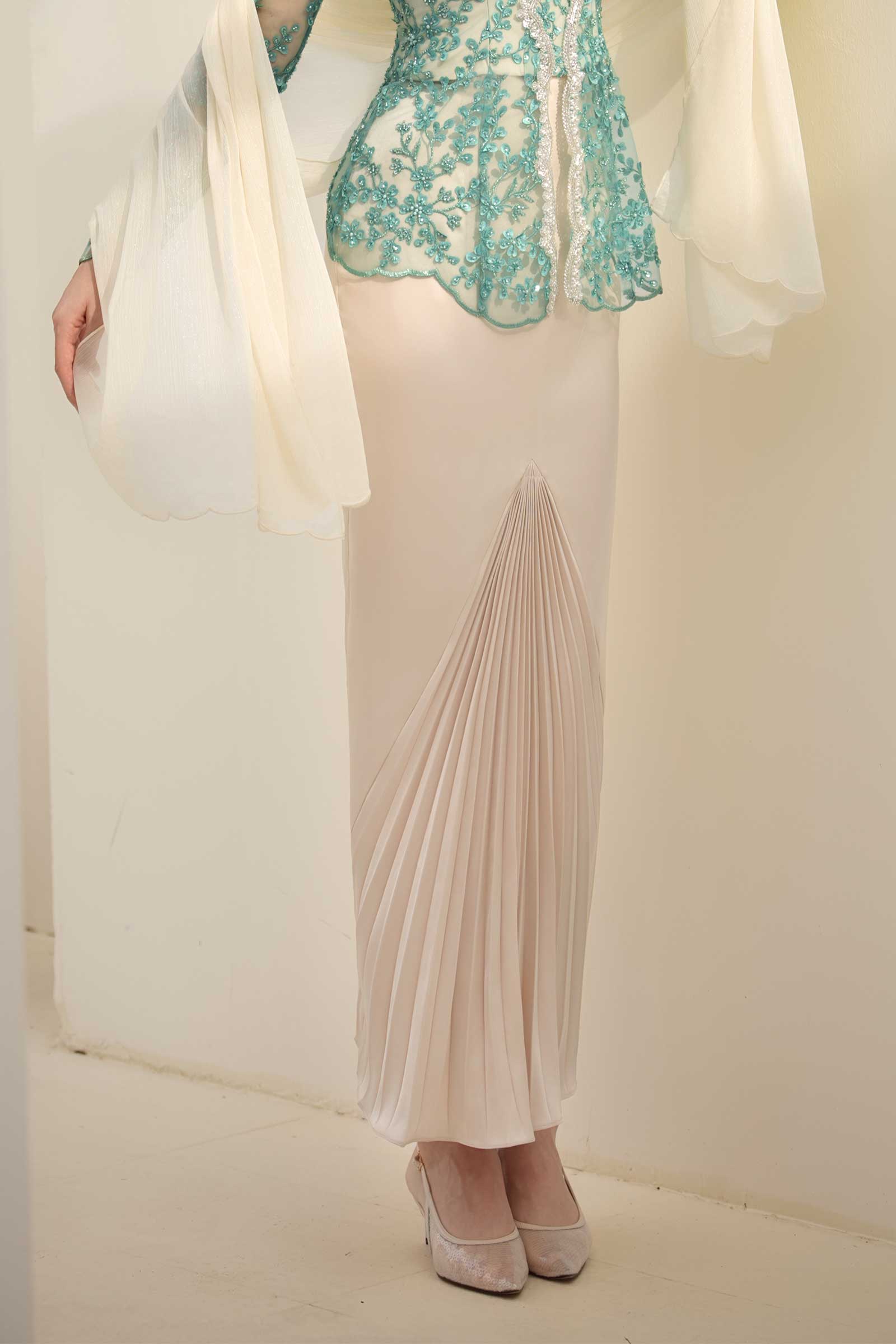 Zamrud Skirt (Champagne) - Image 2