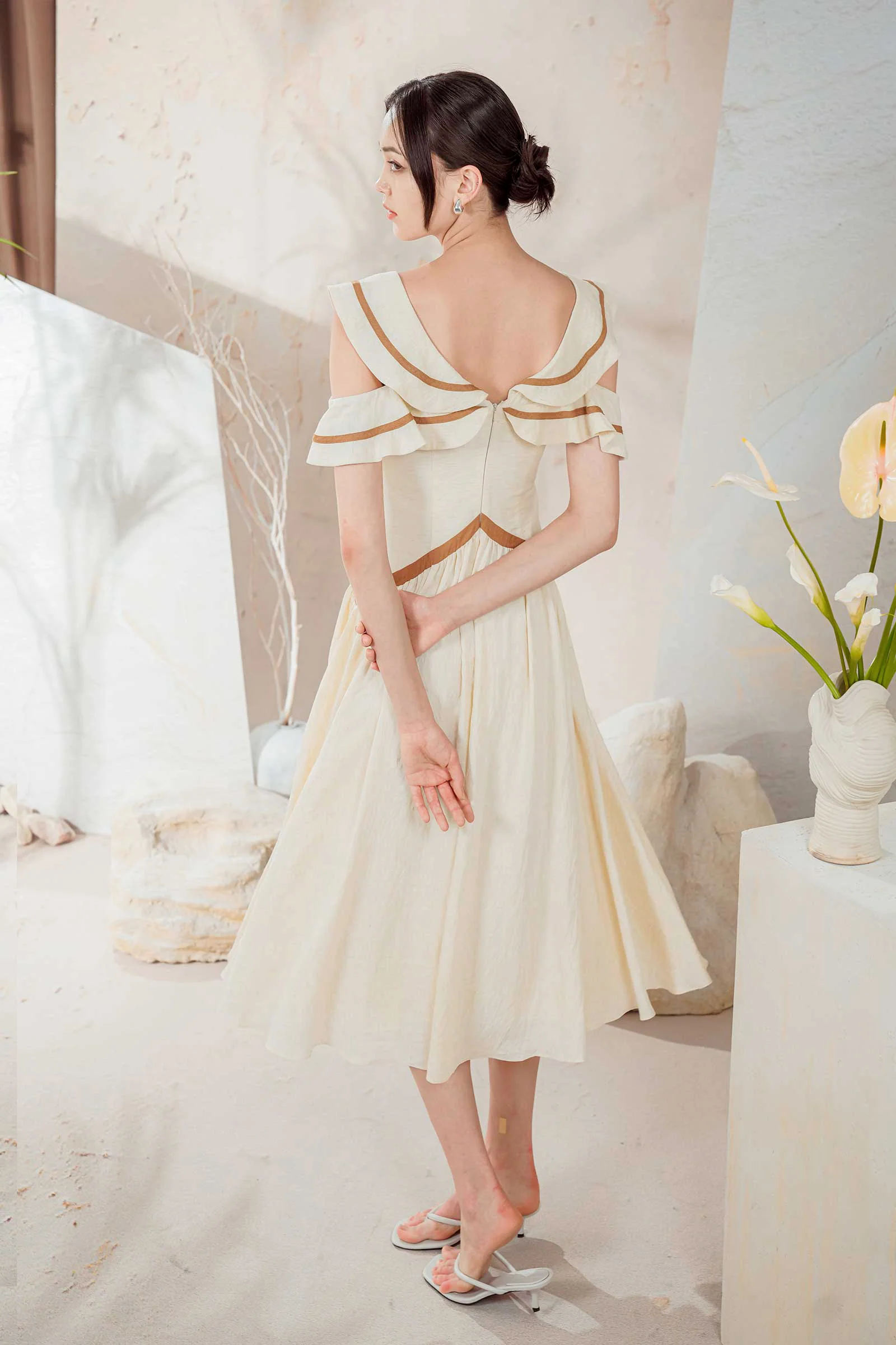Darincie Dress (Linen) - Image 4