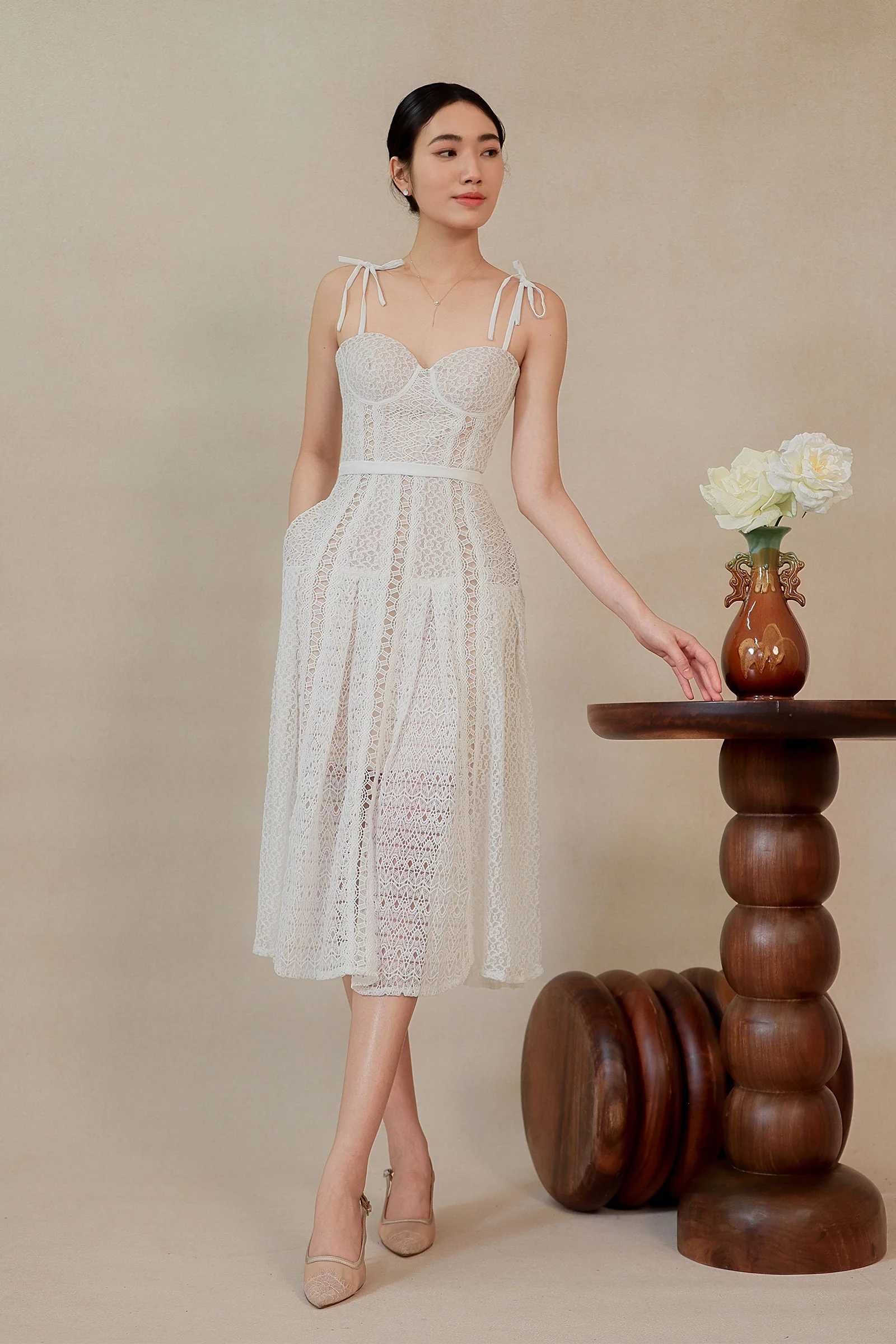 Dianelle Padded Dress (White) - Image 15