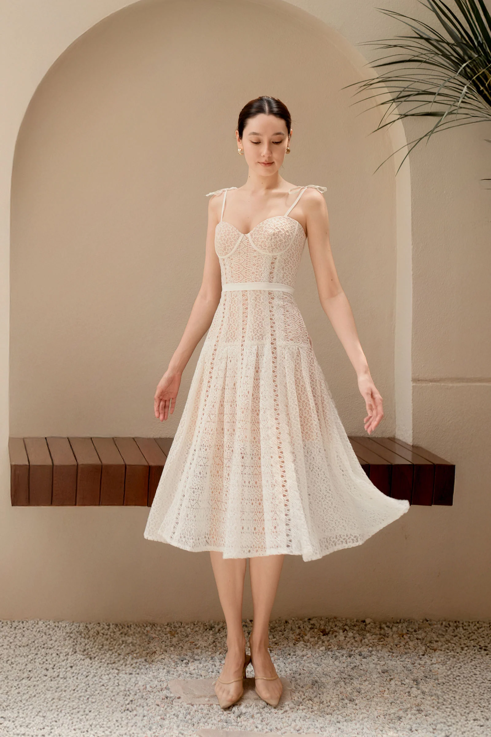 Dianelle Padded Dress (White) - Image 16