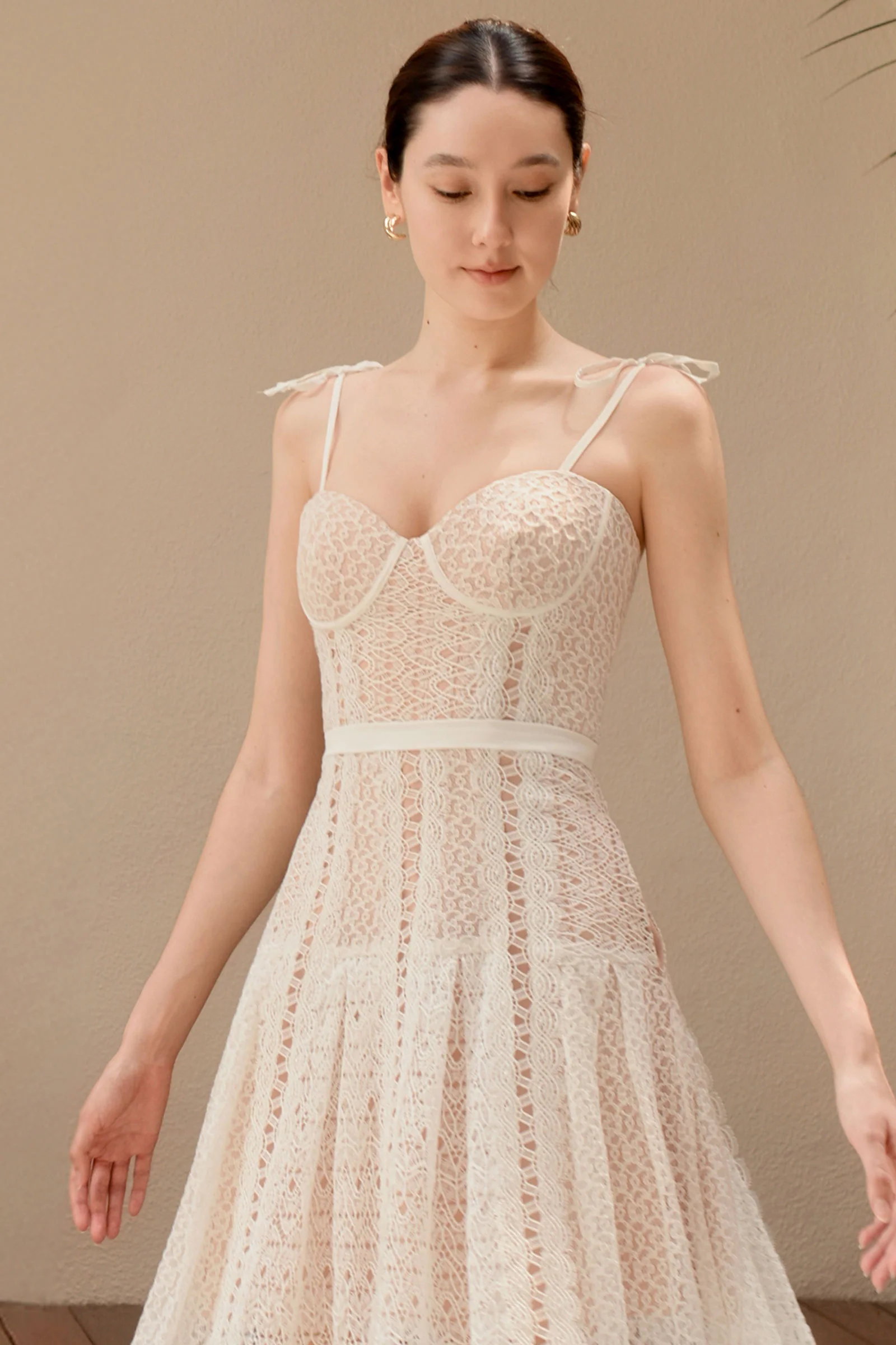 Dianelle Padded Dress (White) - Image 7