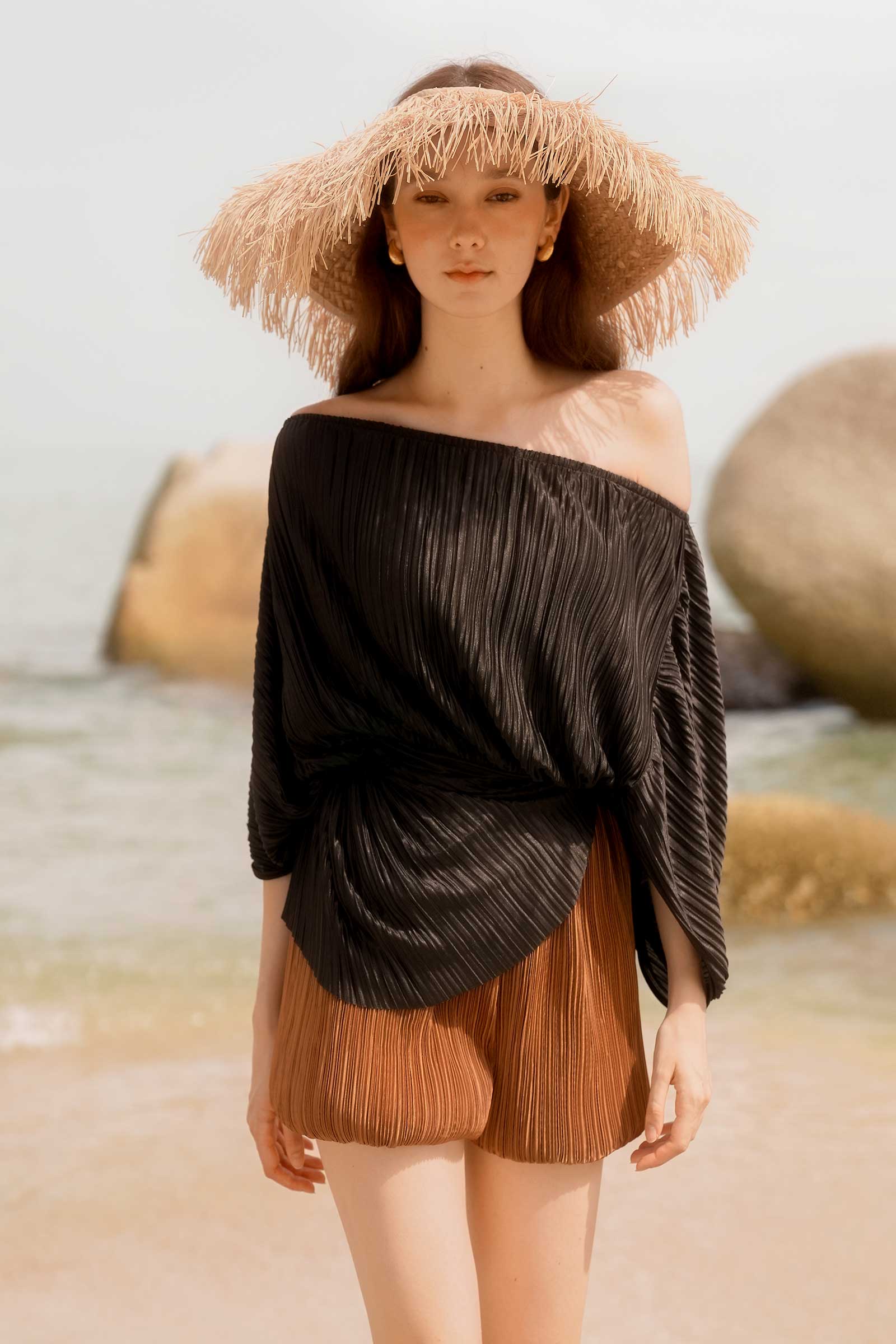 Davernie Top (Black) - Image 13