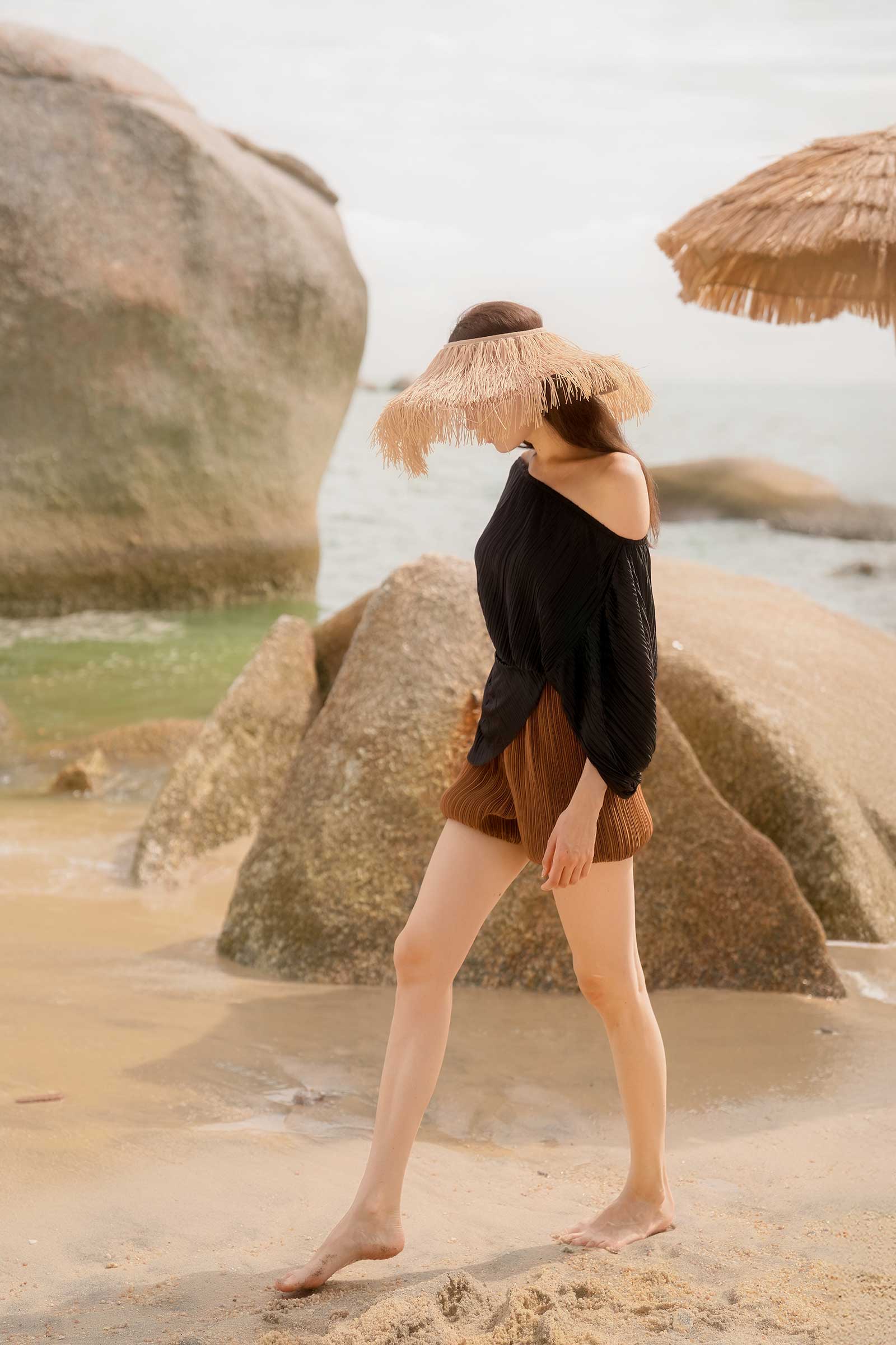 Davernie Top (Black) - Image 8