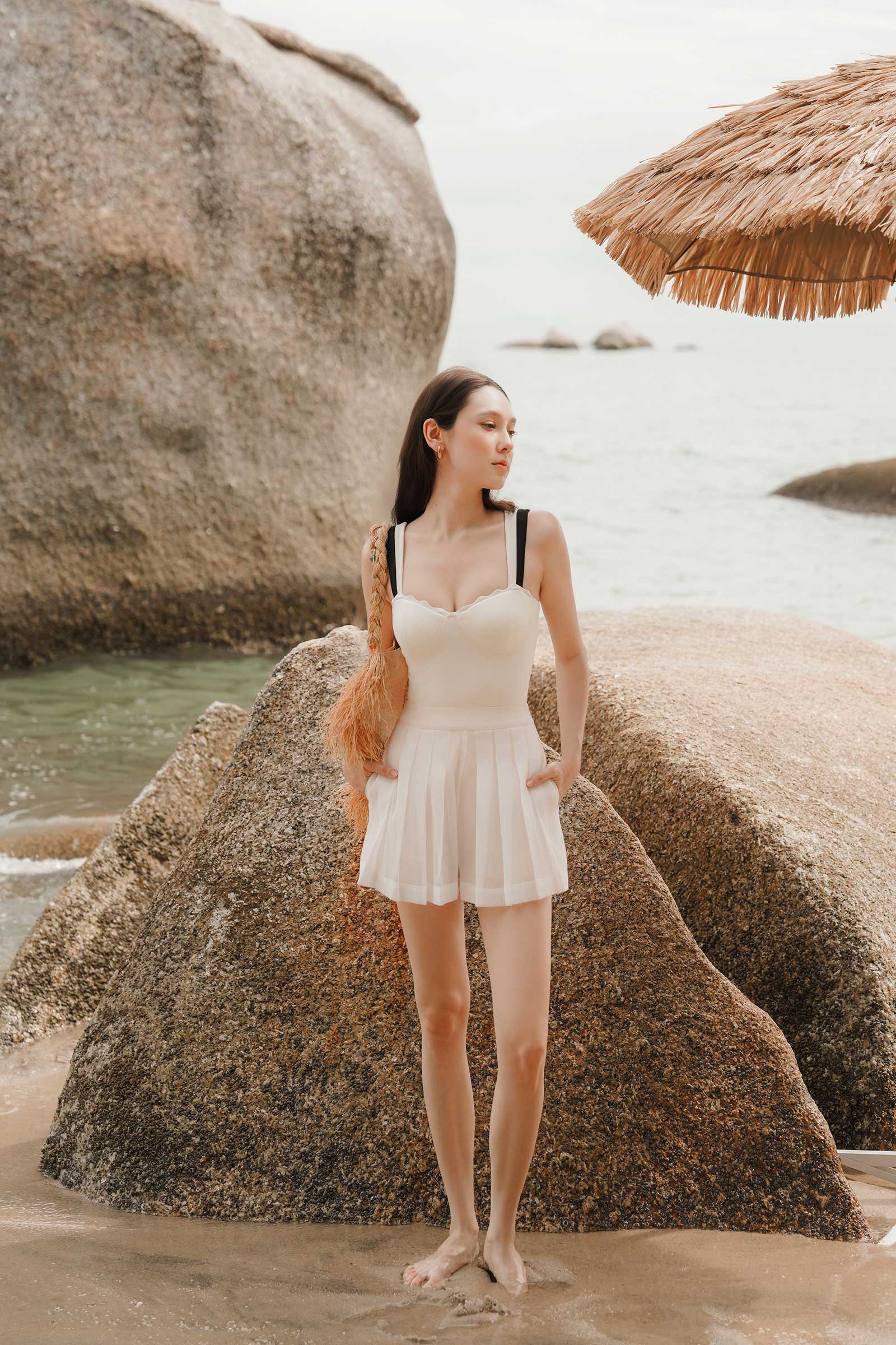 Dionnet Pants (White) - Image 15