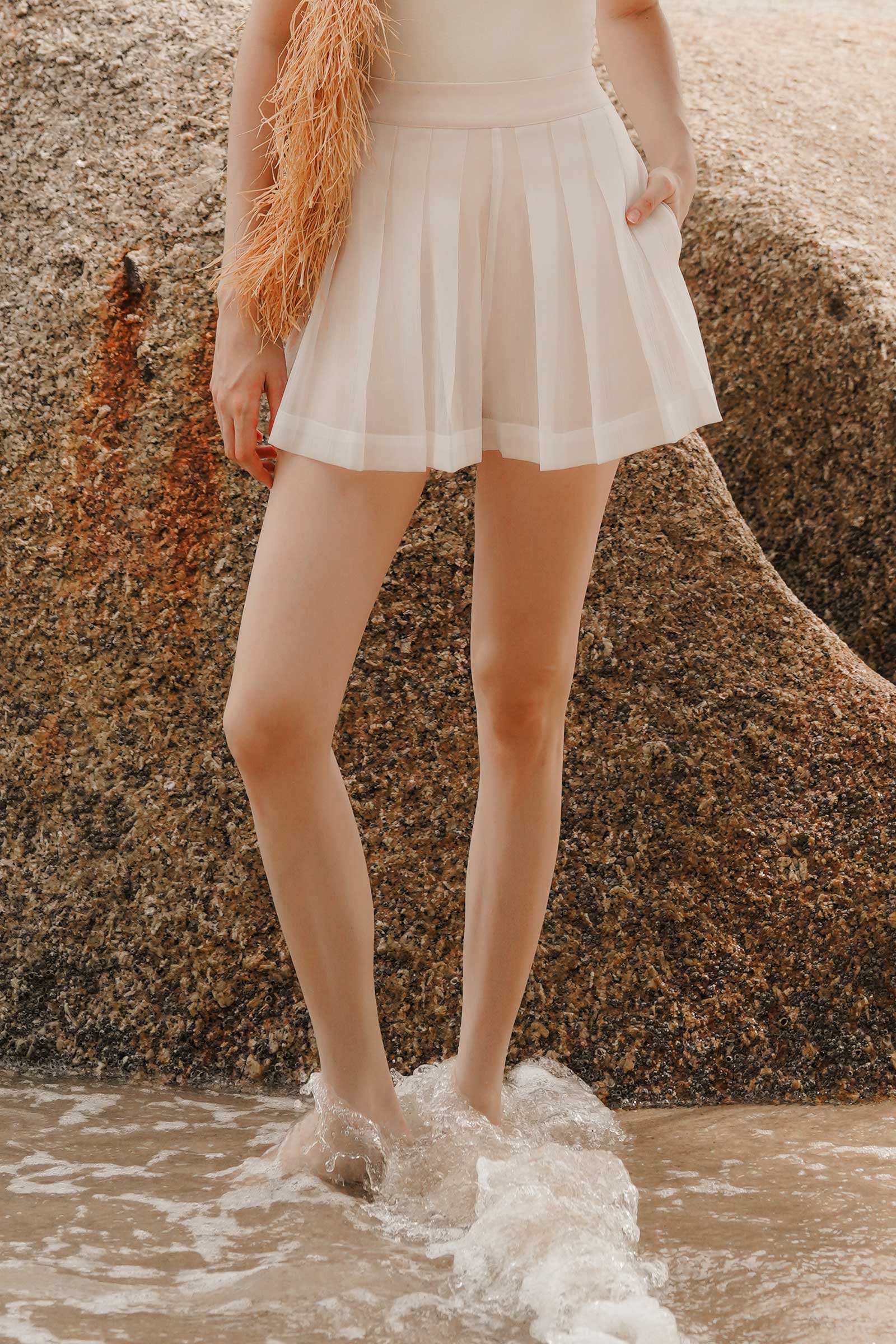 Dionnet Pants (White) - Image 6