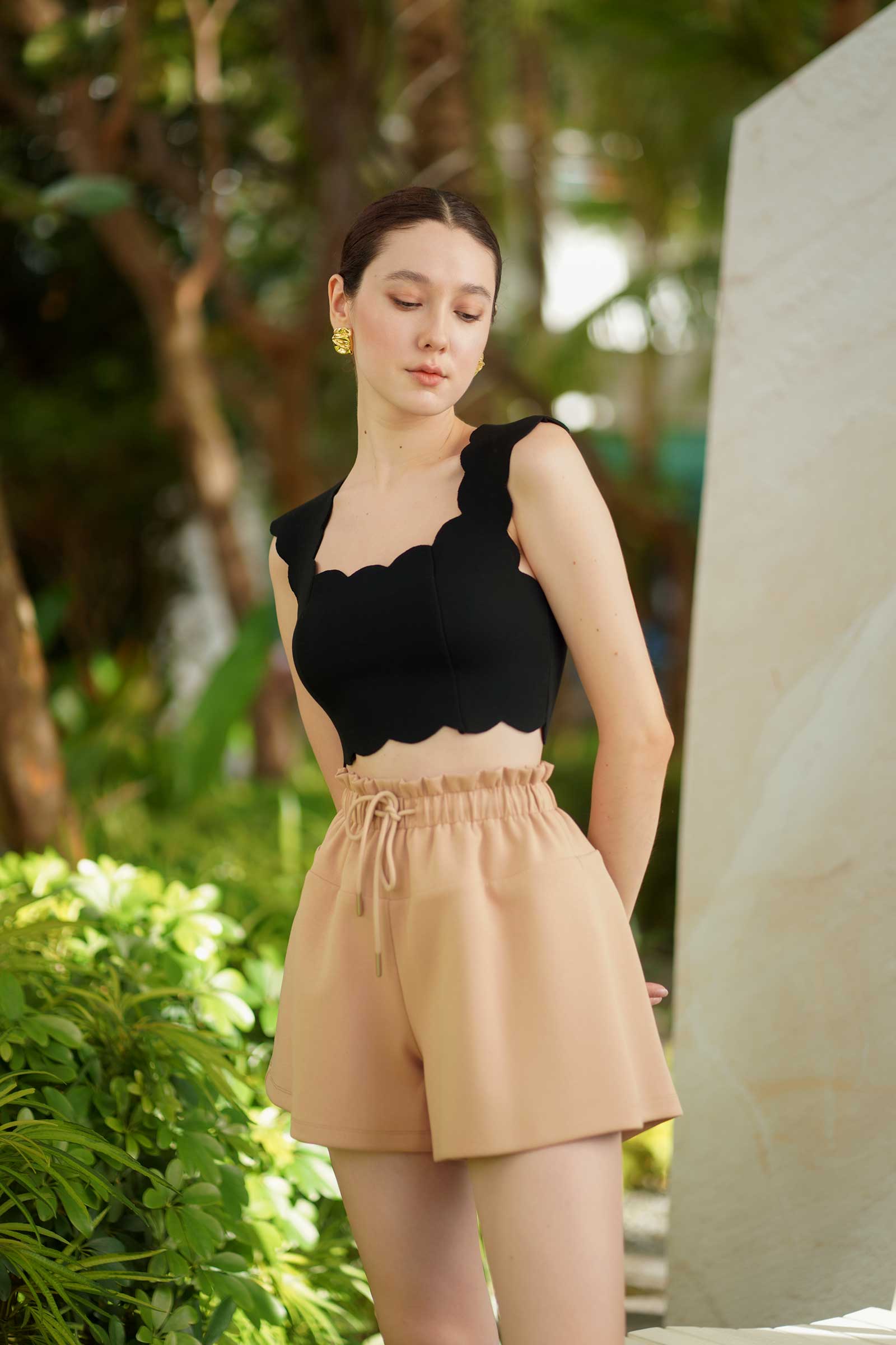 Doriye Drawstring Shorts (Beige) - Image 26