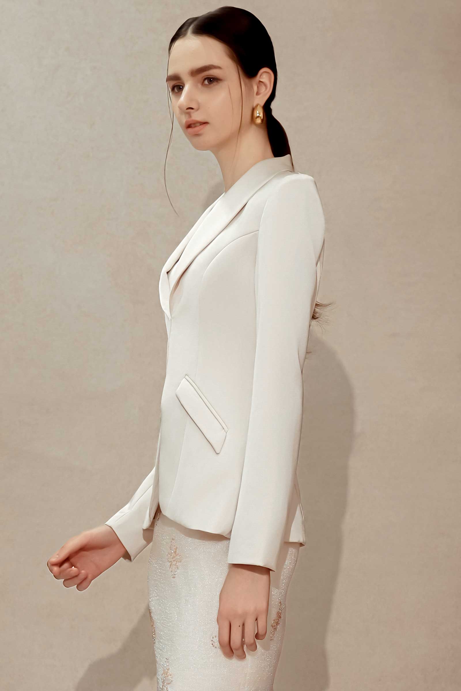 Tailored Delyse Blazer (Champagne) - Image 7