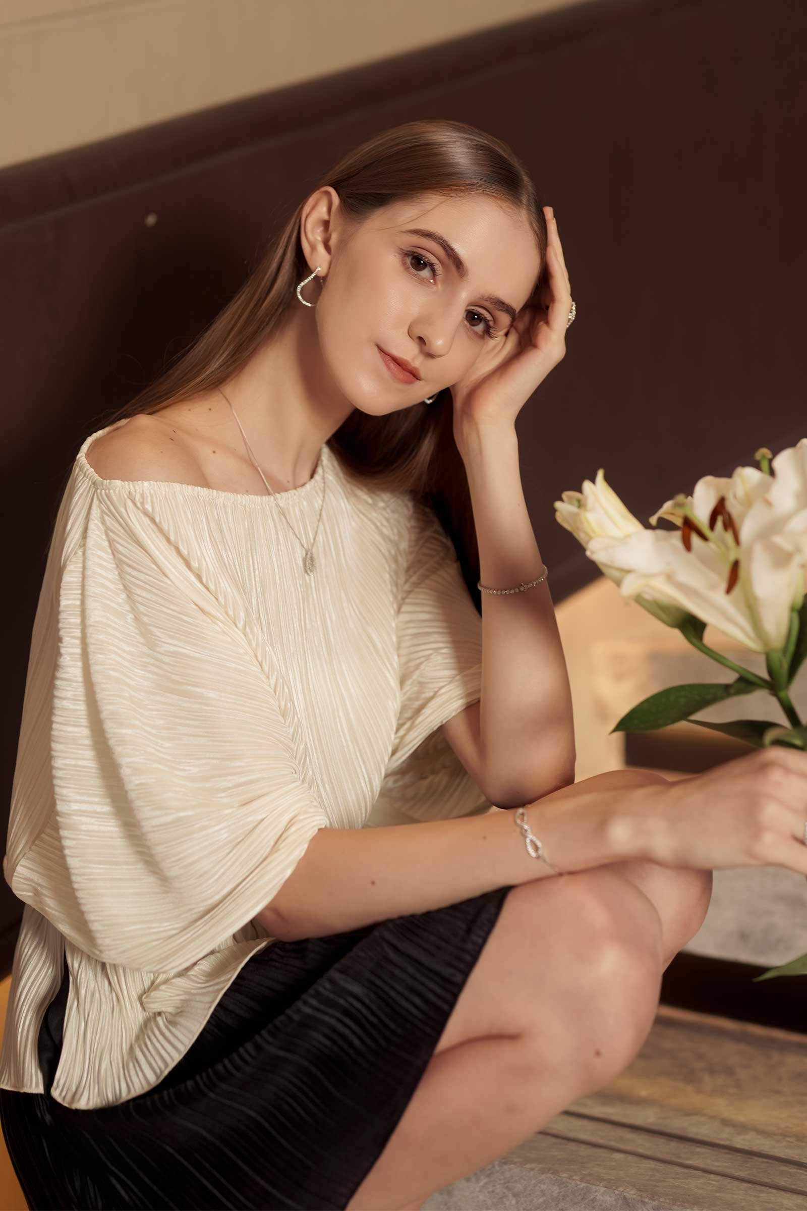 Lunaira Multiway Romper (Pearl+Black) - Image 7