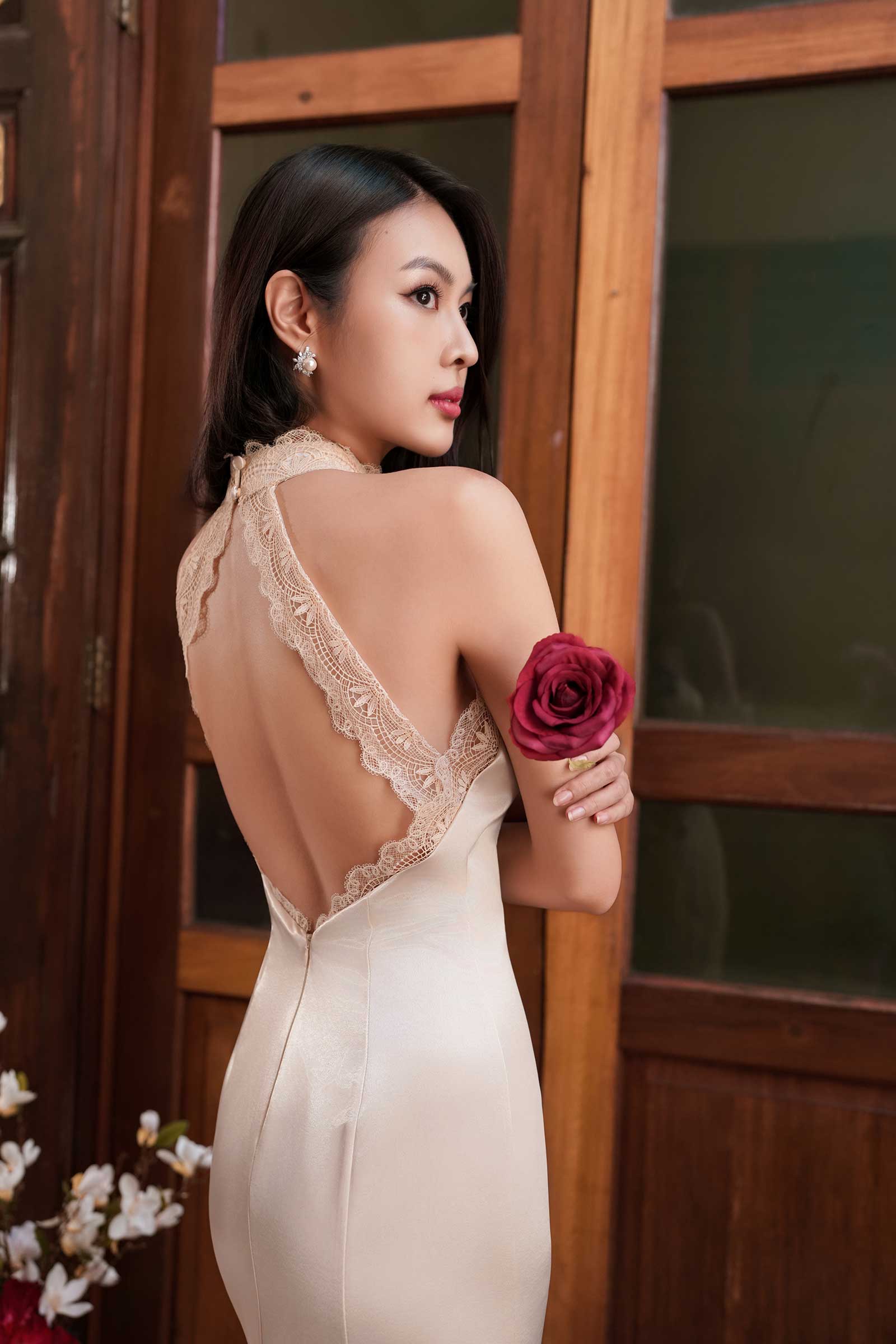 Jin Yue Qipao Set (Champagne) - Image 5