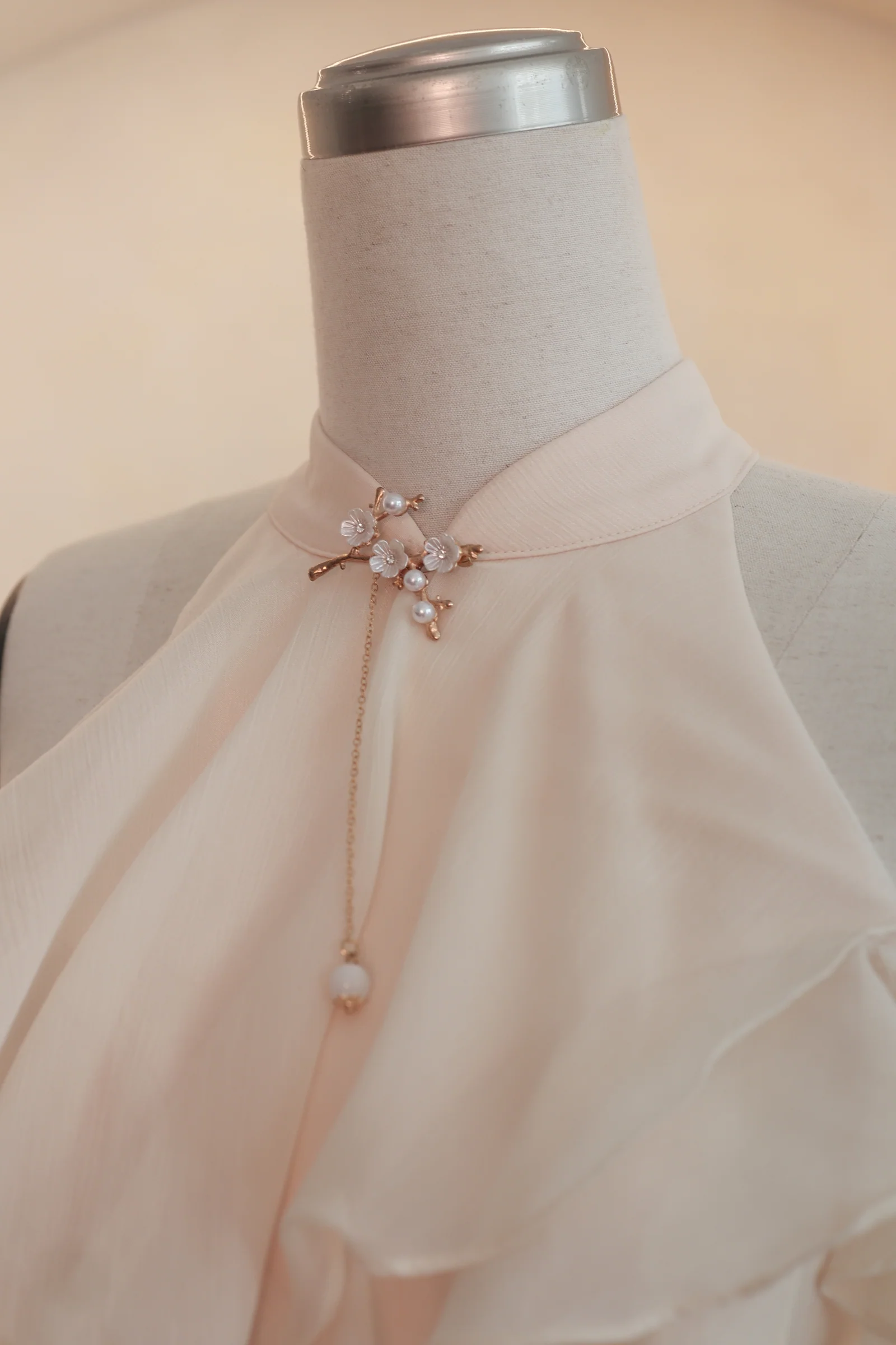Rozena Qipao Top (Cream) - Image 5