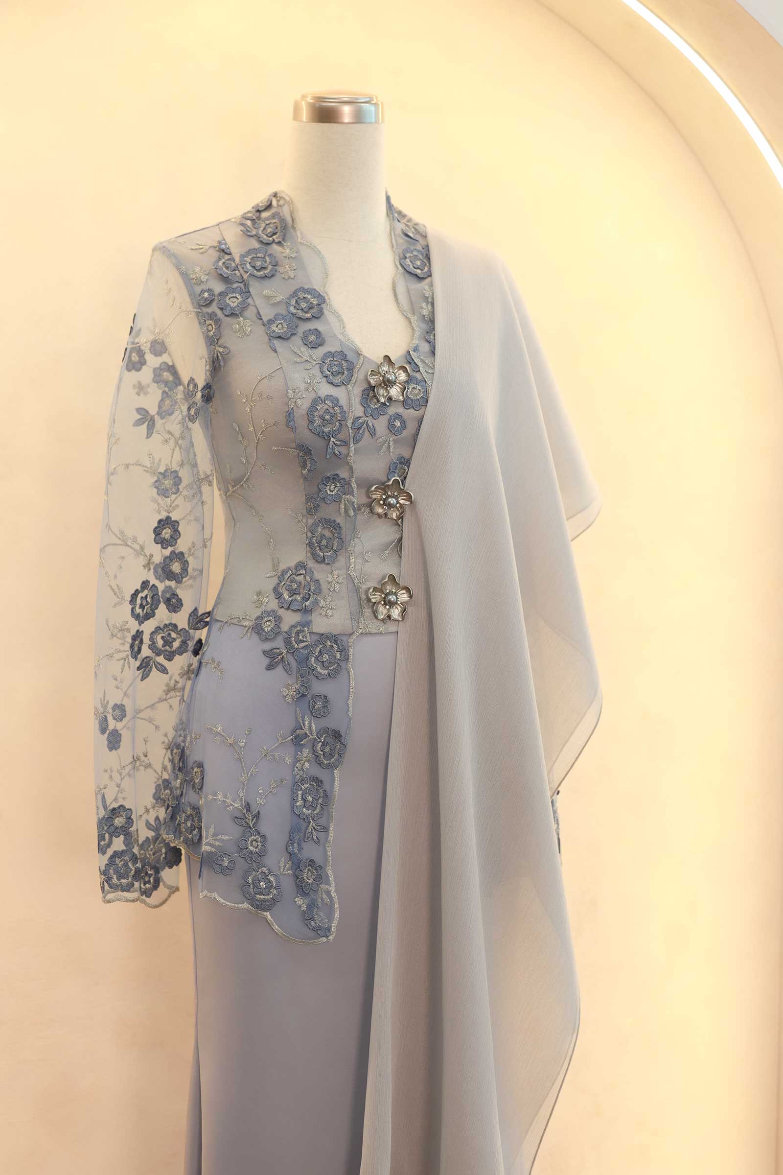 Mawar Kebaya Top (Blue) - Image 18