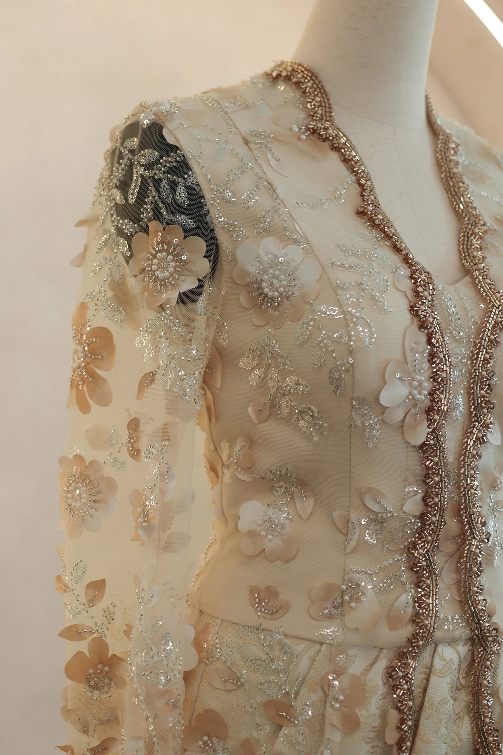 Mahsuri Classic Kebaya Set - Image 20