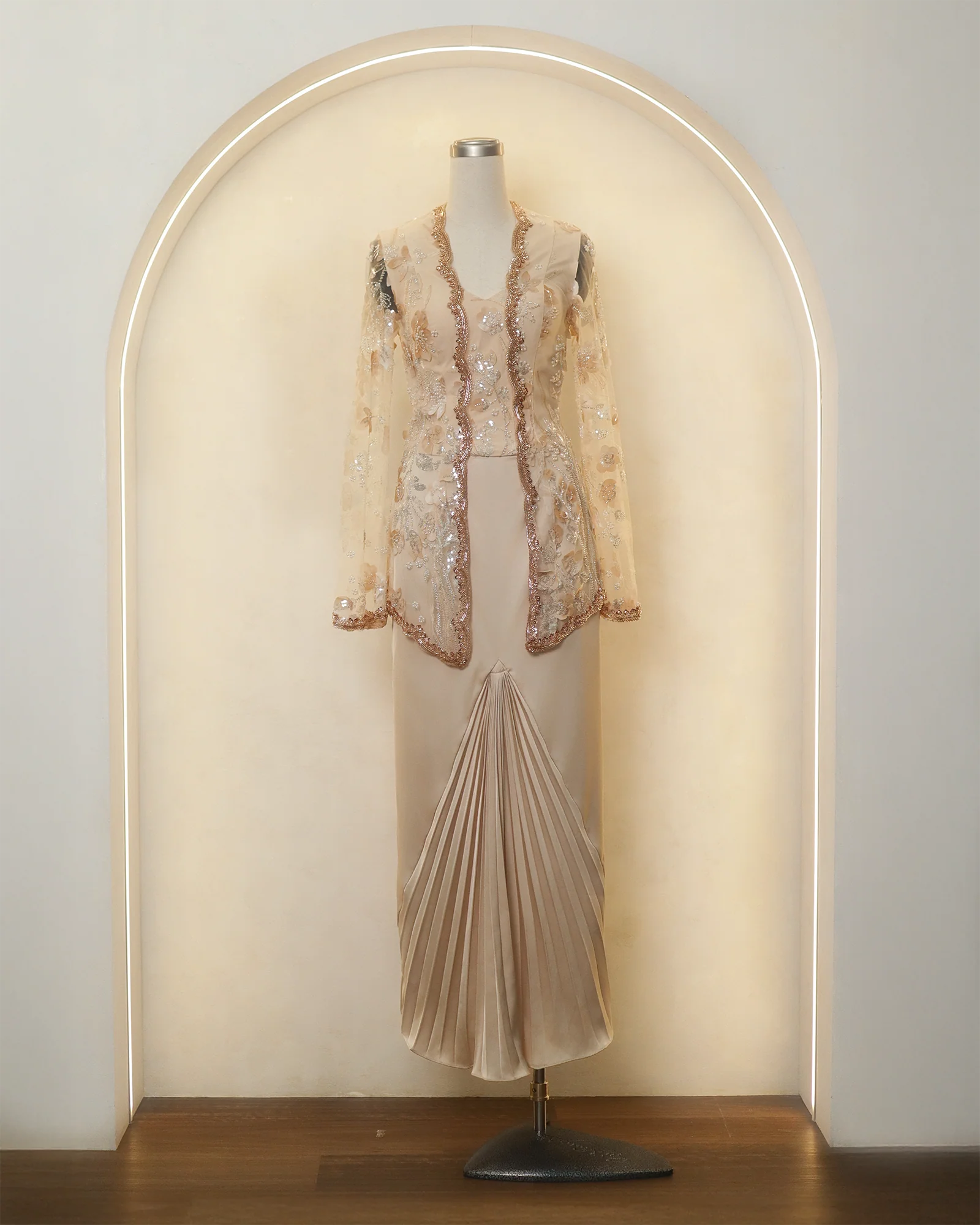 Mahsuri Kebaya Top (NEW VERSION) - Image 7