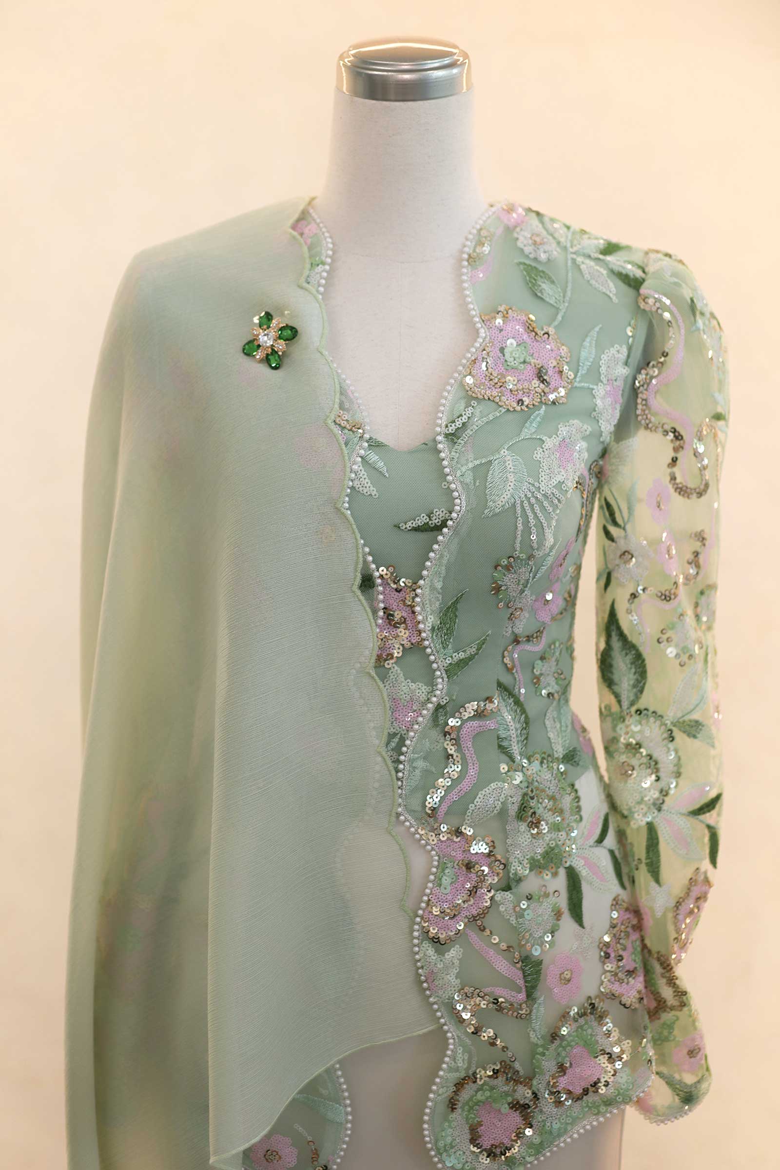 Emerelle Kebaya Set (Mint) - Image 14