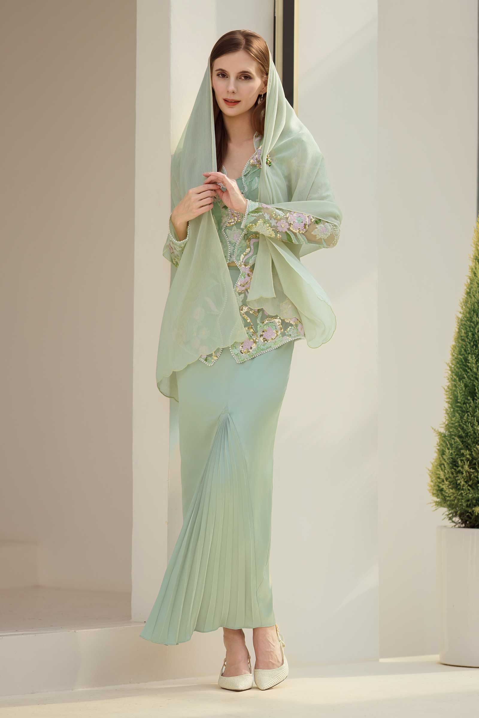 Emerelle Kebaya Set (Mint) - Image 4