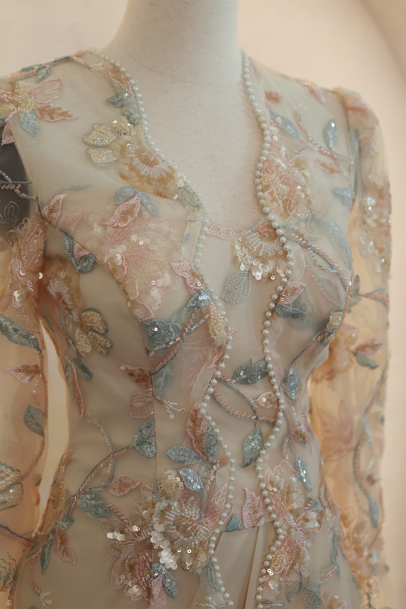 Thea Kebaya Top (Blush Petal) - Image 25