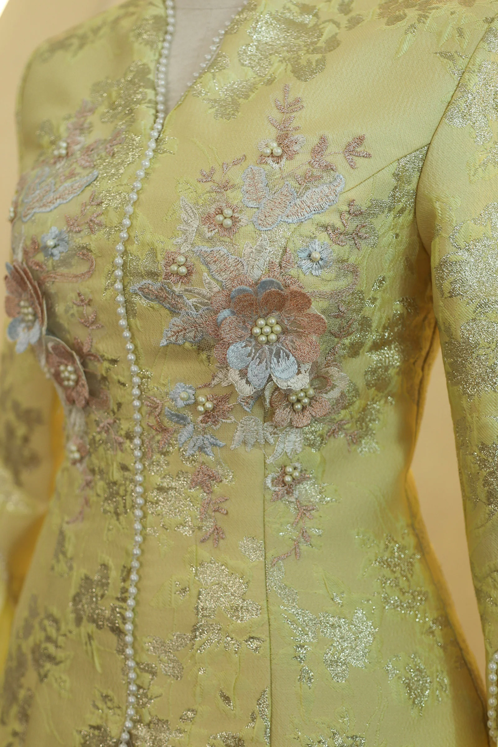 Rosabella Kebaya Set (Sunlit Butter) - Image 8