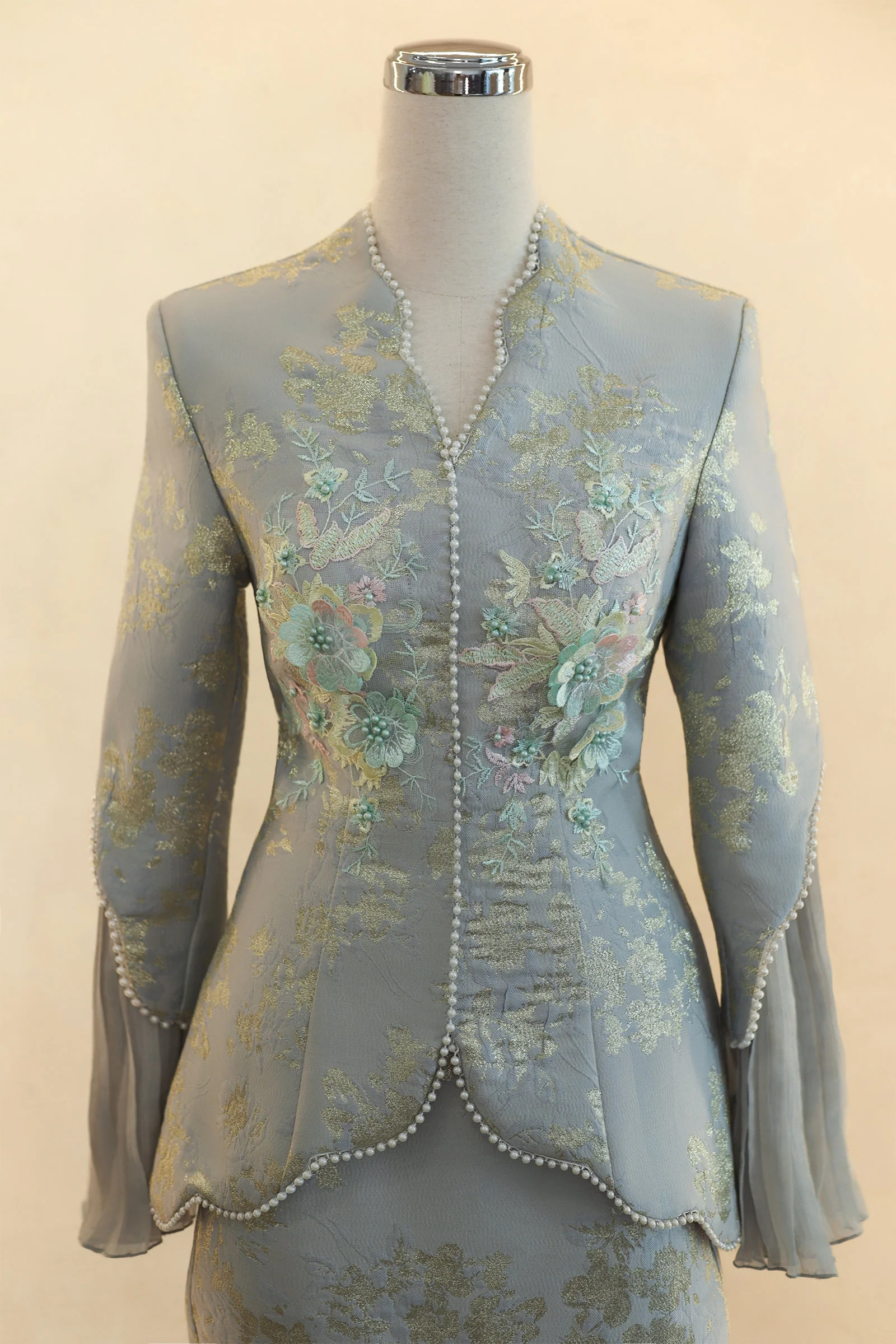 Rosabella Kebaya Top (Celadon Pearl) - Image 16