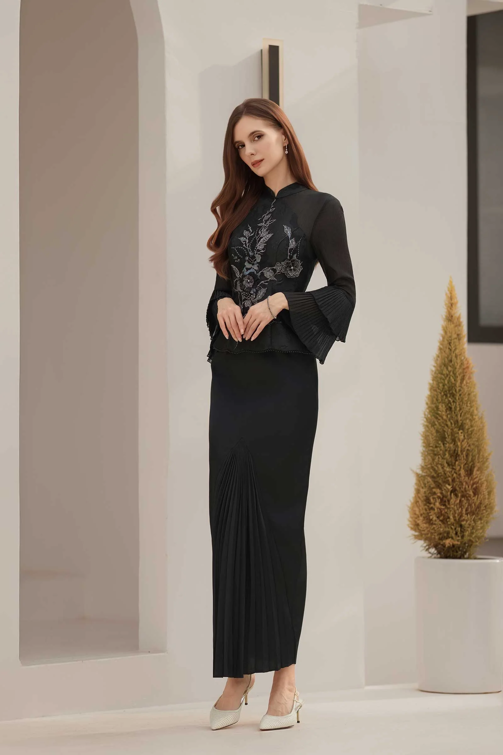 Alya Kebaya Top (Black) - Image 20