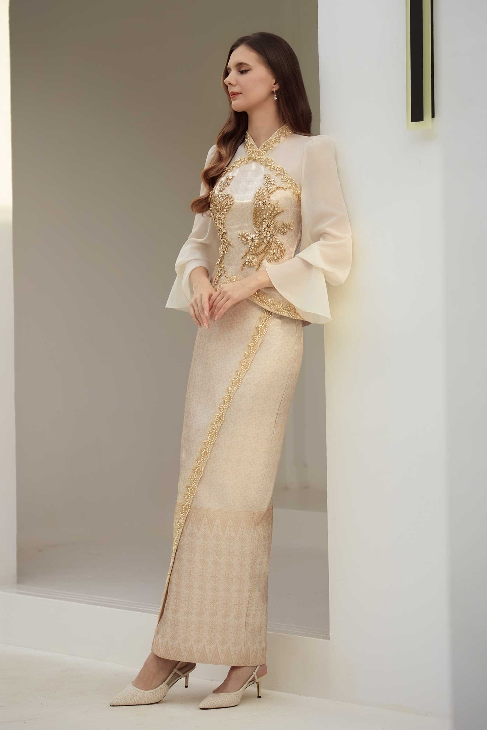 Puteri Kebaya Top (Gold) - Image 13